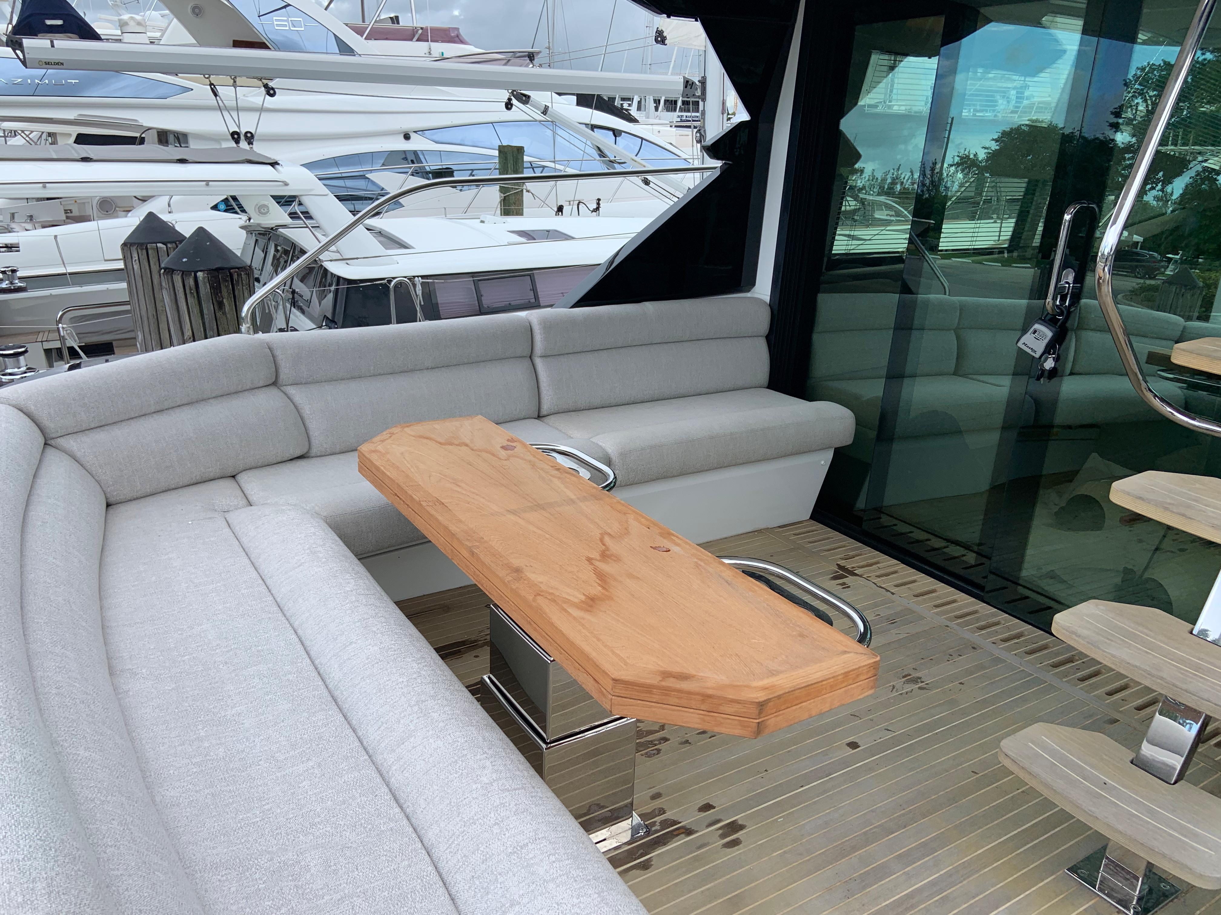 2021 Beneteau