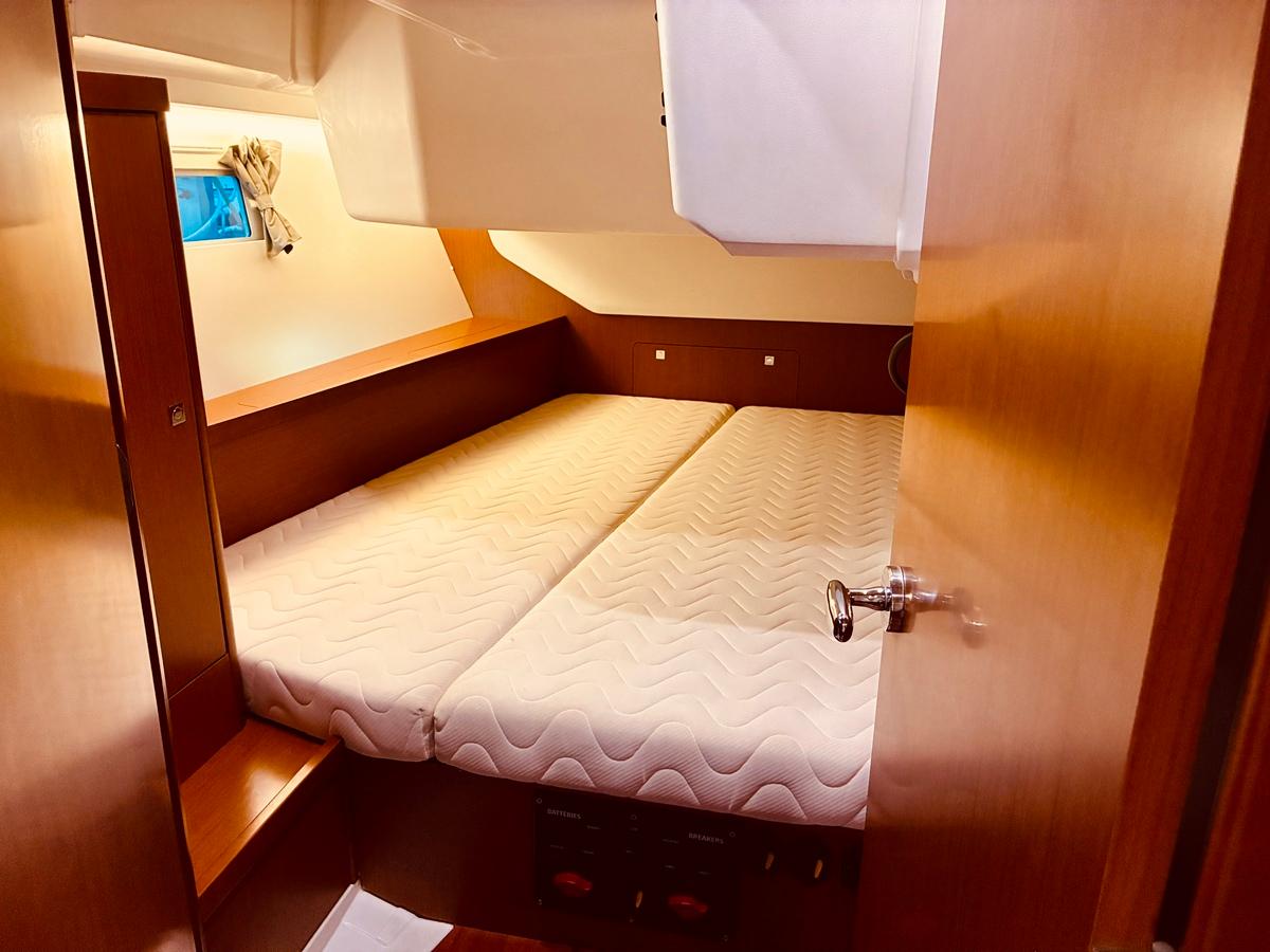 Yacht Photos Pics