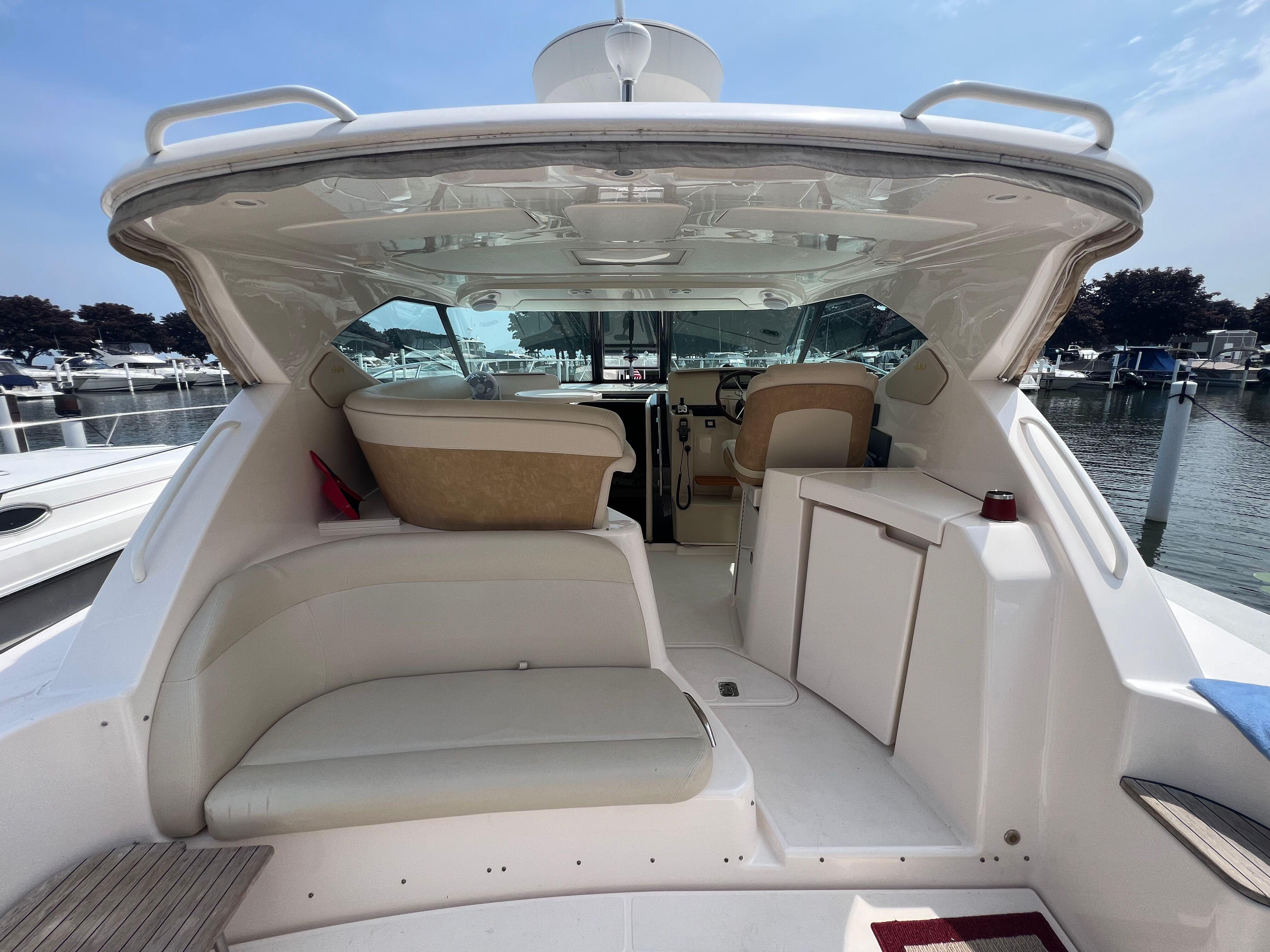 2008 tiara yachts 3500 sovran