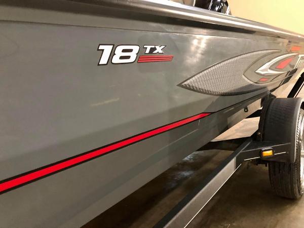 2014 Triton boat for sale, model of the boat is 18 TX & Image # 17 of 18