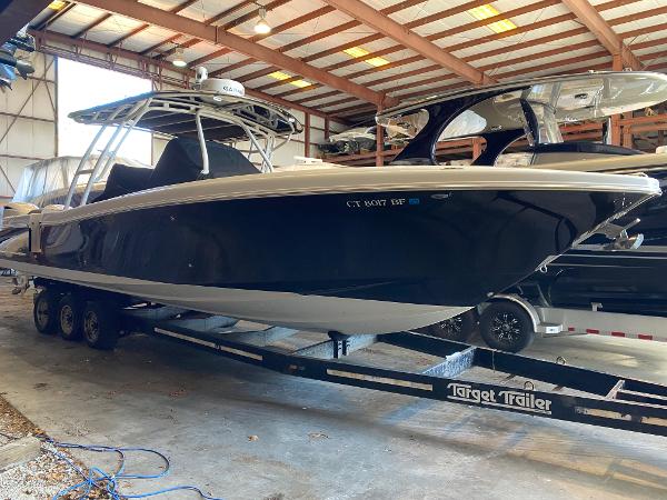 Photo of 2016 Chris-Craft 34'