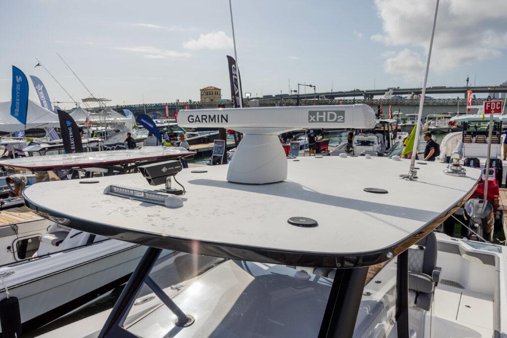 Front Runner-39 CC Custom 2026 -FL-US-2024 Front Runner 39 CC Custom boat with Garmin xHD2 radar at a marina.-9053590 | Thumbnail