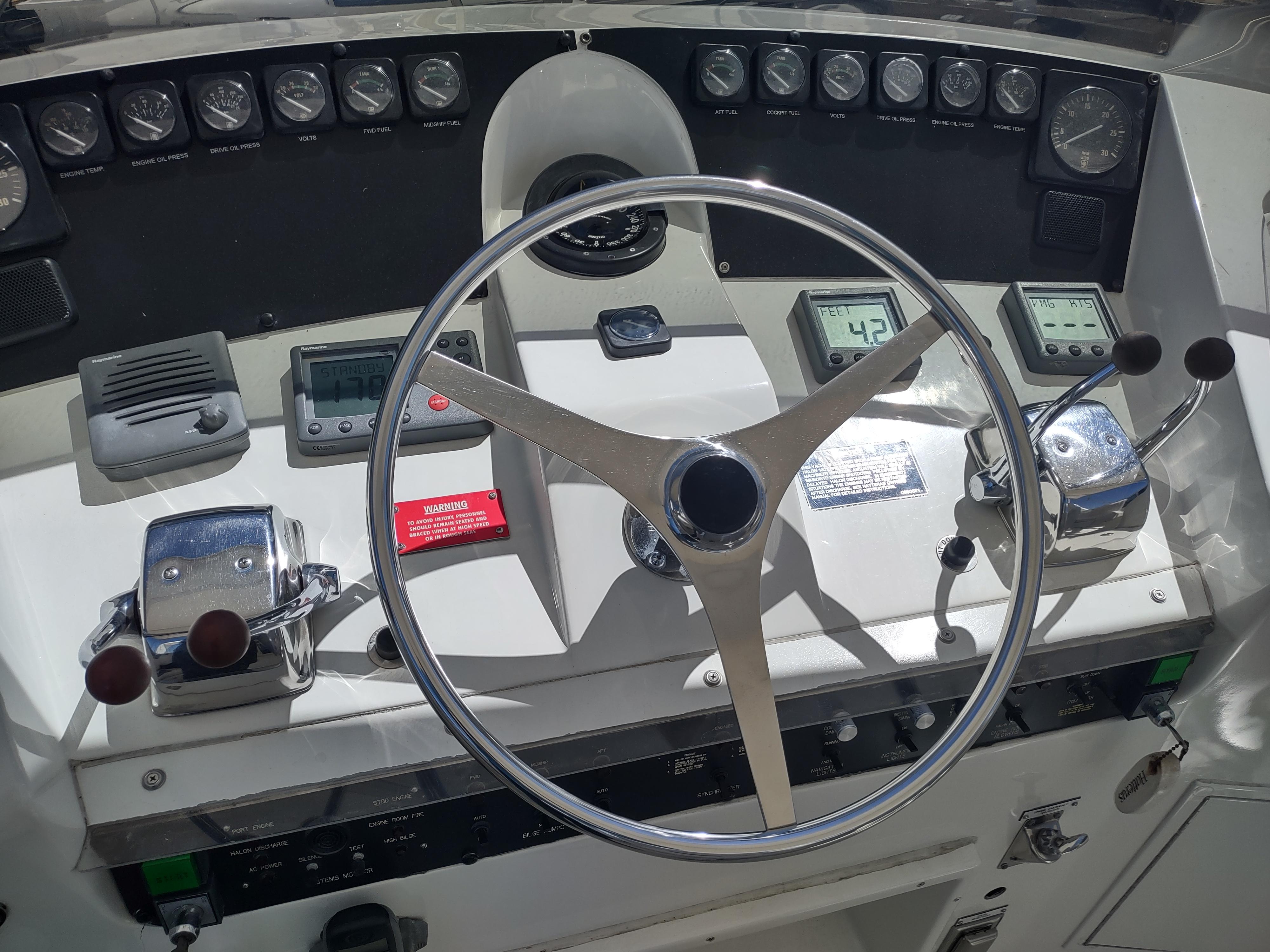 Hatteras-52 Cockpit Motor Yacht 1995 -OH-US-9363591 | Thumbnail