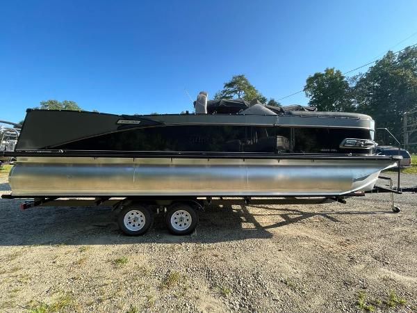 2021 Tahoe Pontoons boat for sale, model of the boat is 2385 Cascade Versatile Rear Longe & Image # 1 of 21