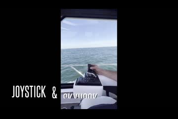 Tiara Yachts 49 COUPE video