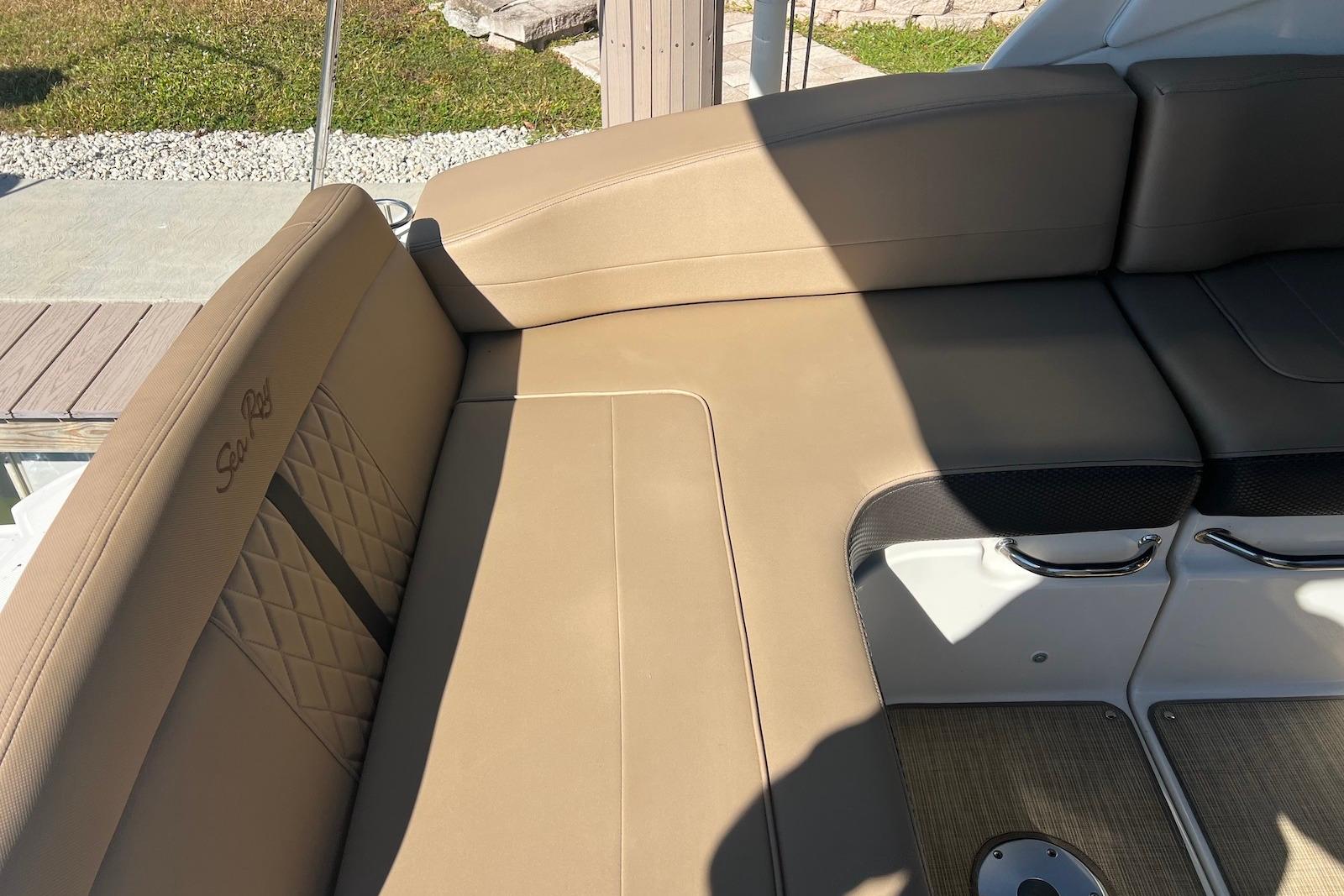 F 10537 PT Knot 10 Yacht Sales F 10537 PT Knot 10 Yacht Sales