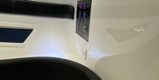 Hanover-305 Outboard Black & White T-Top Edition 2025-Ready for Immediate Delivery FL-US-9663599 | Thumbnail
