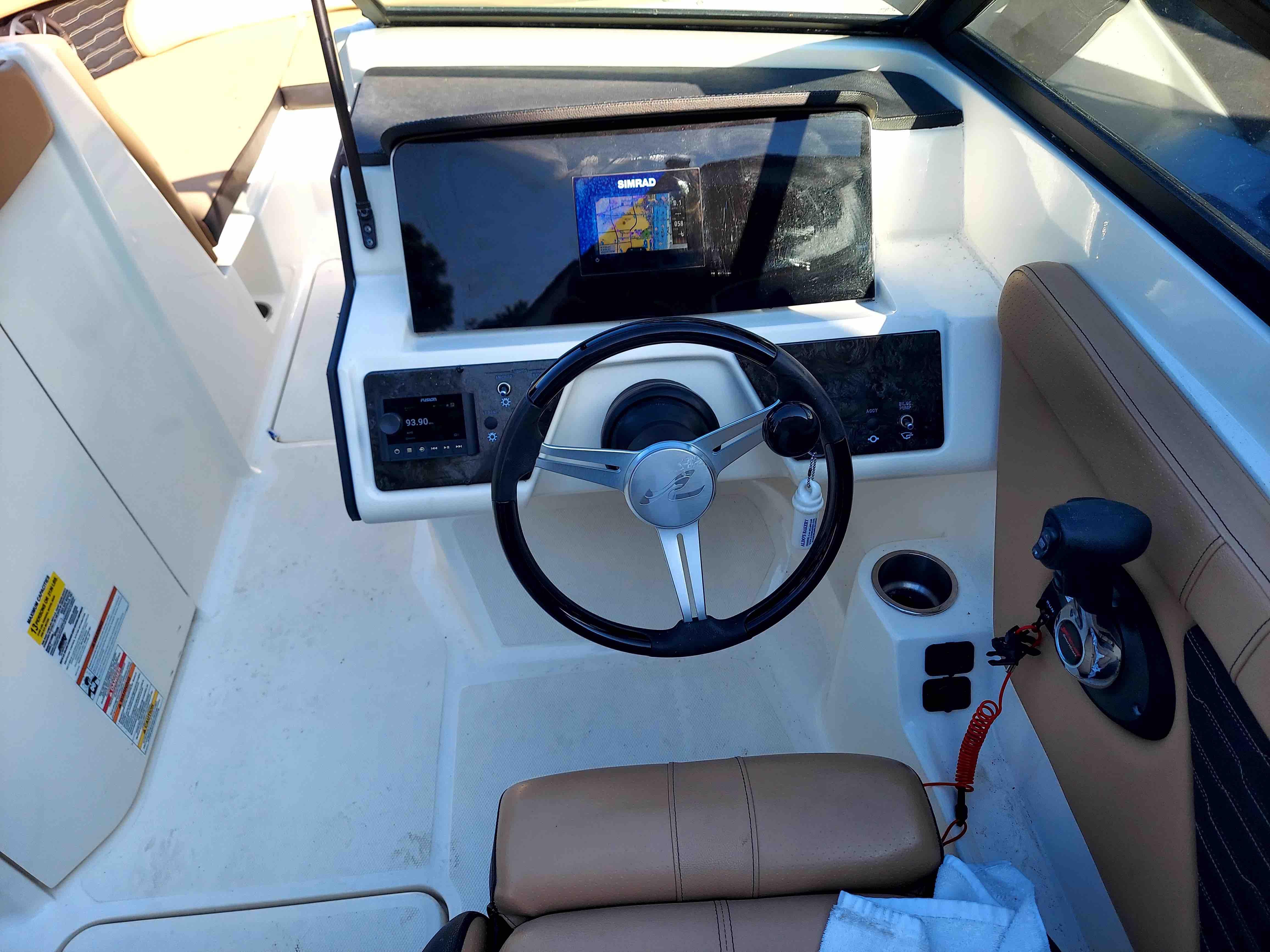 F 8514 KG Knot 10 Yacht Sales