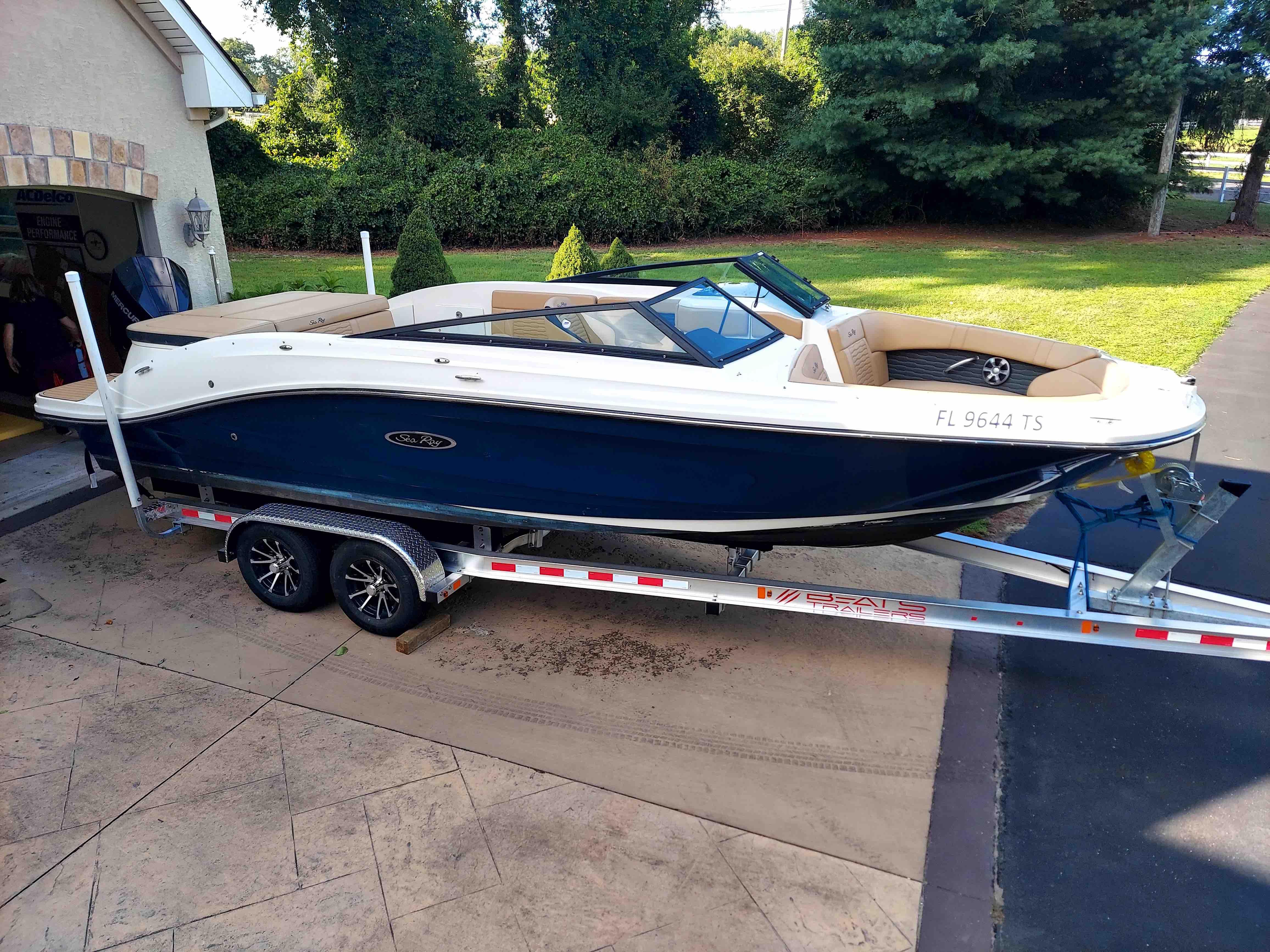 F 8514 KG Knot 10 Yacht Sales