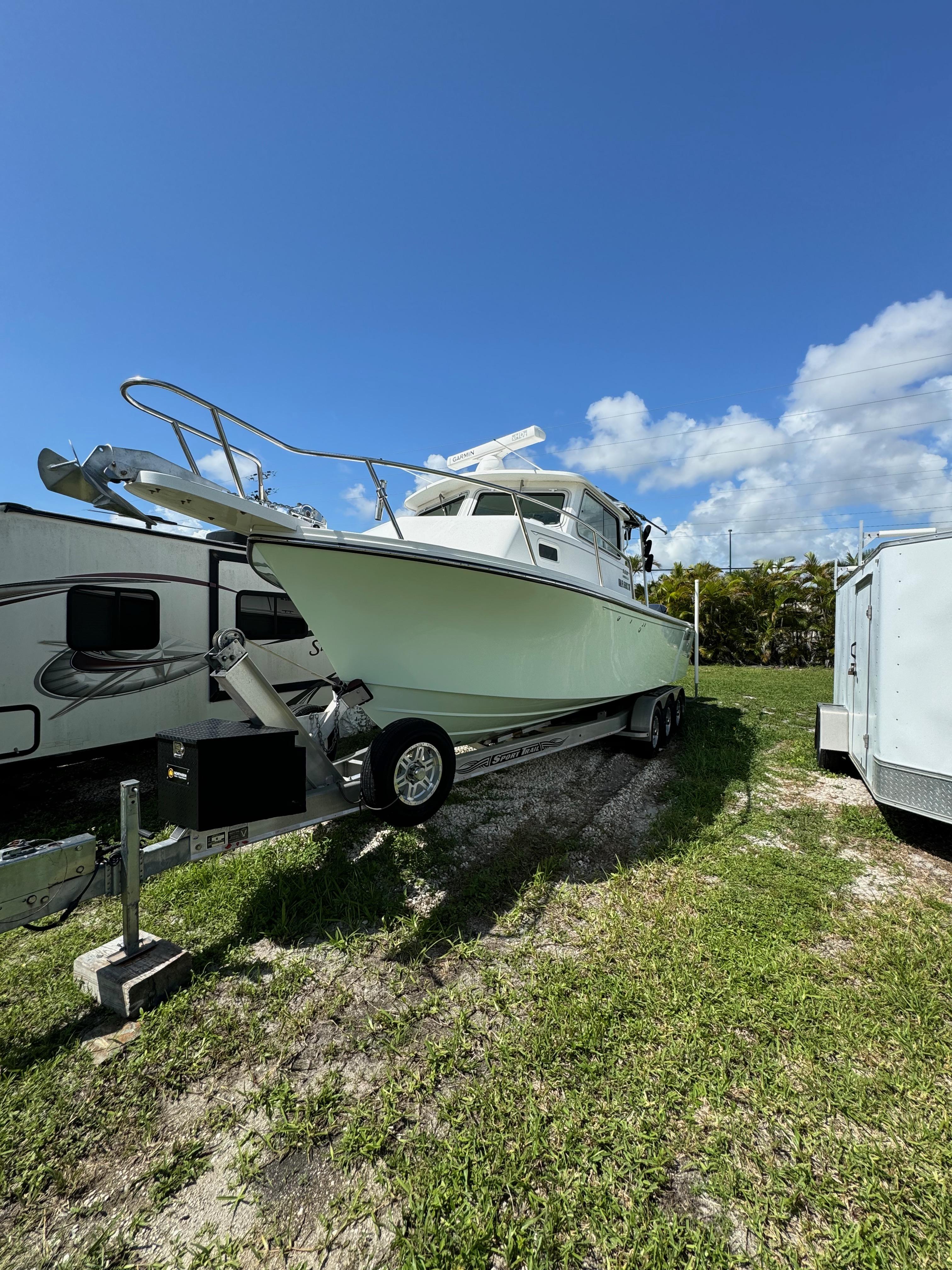 28' 2019 Parker 2820 XLD Sport Cabin