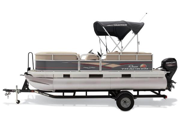 2019 Sun Tracker boat for sale, model of the boat is Party Barge 18 DLX & Image # 19 of 23