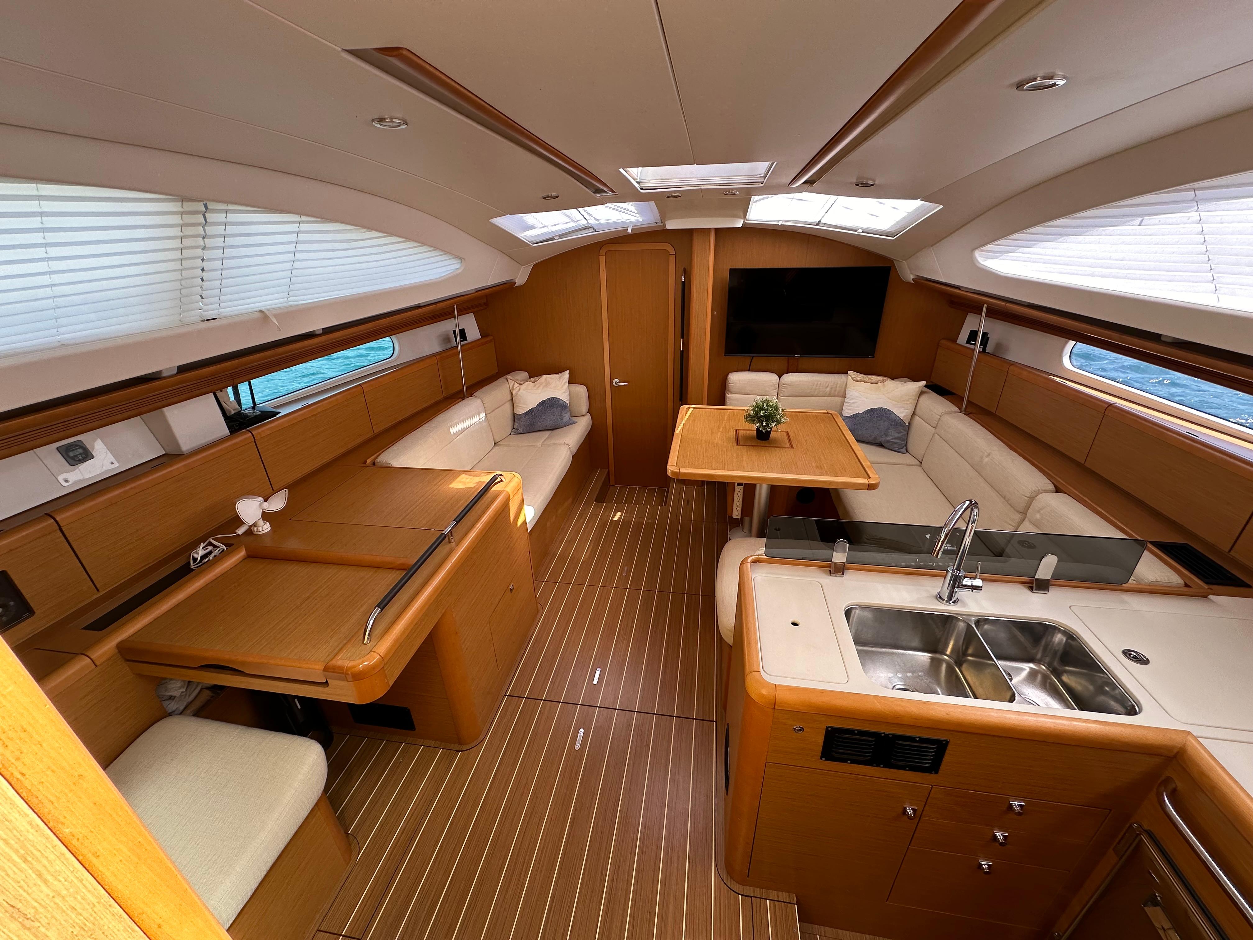 Jeanneau-Sun Odyssey 45 DS 2011-Point Final GD-9753619 | Thumbnail