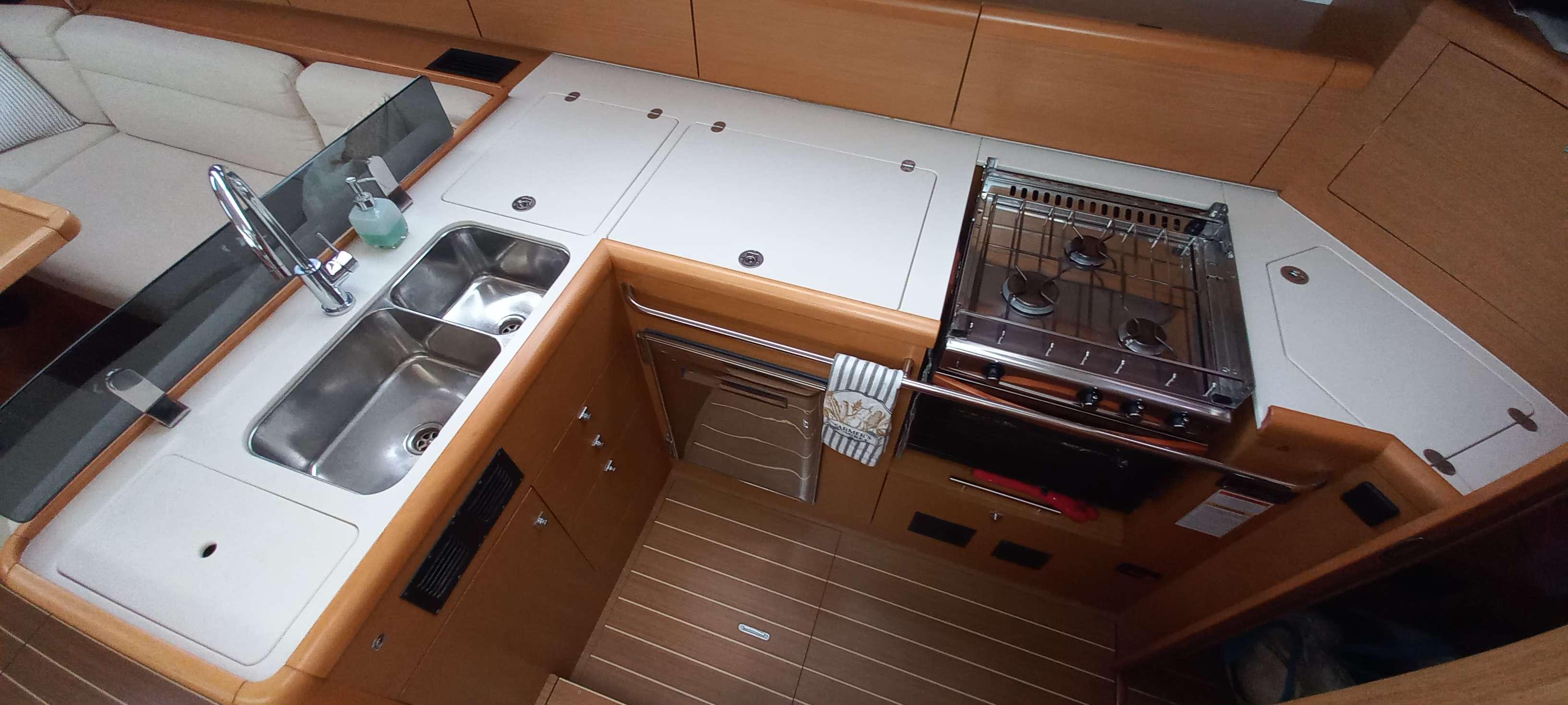 Jeanneau-Sun Odyssey 45 DS 2011-Point Final GD-9753619 | Thumbnail