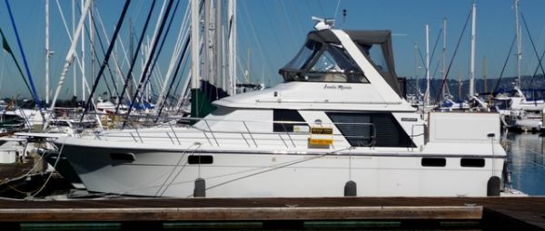 1987 Carver Aft Cabin MY