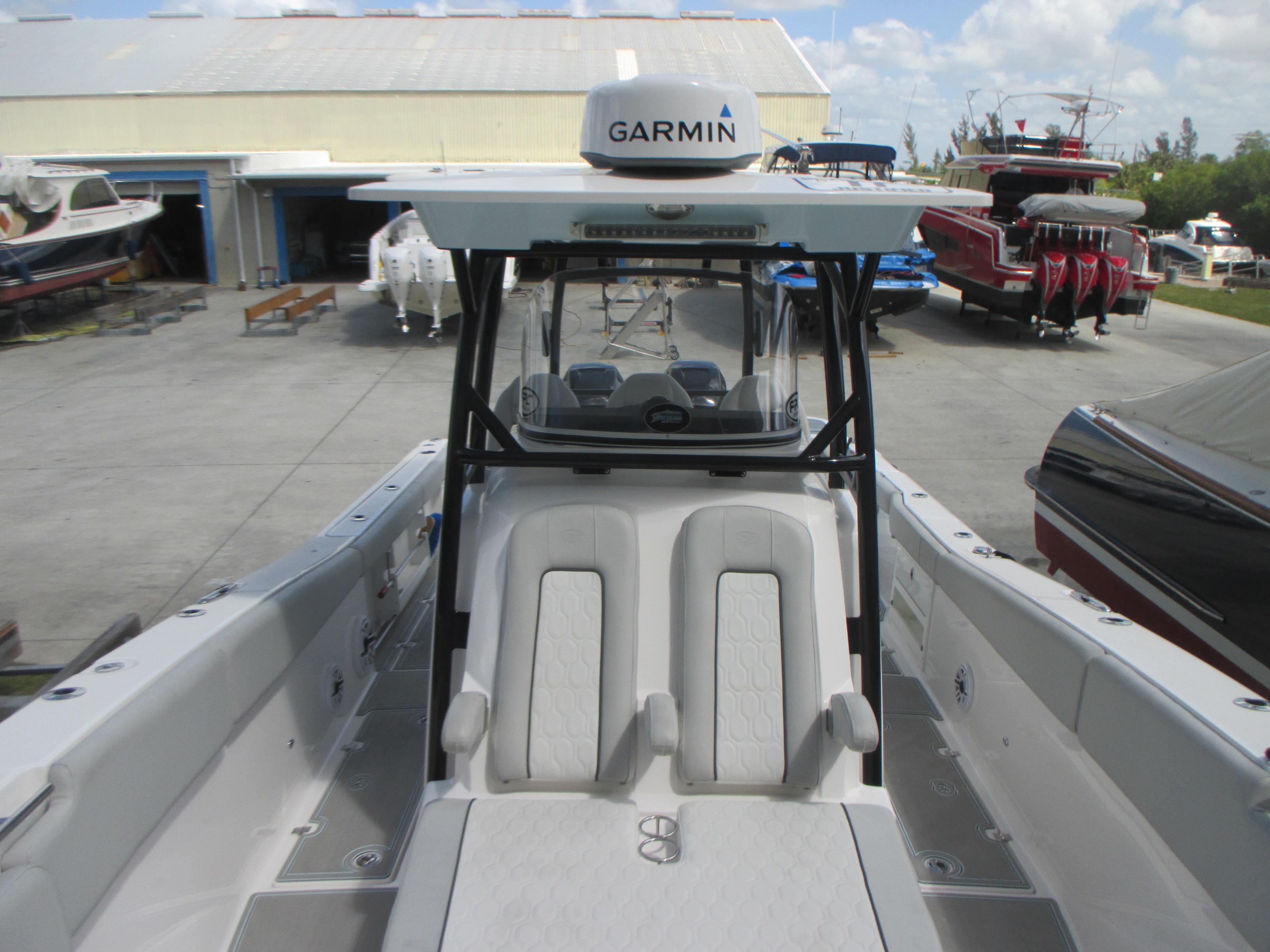 2023-sea-fox-328-commander-power-9753602-20250410085542357-1_XLARGE