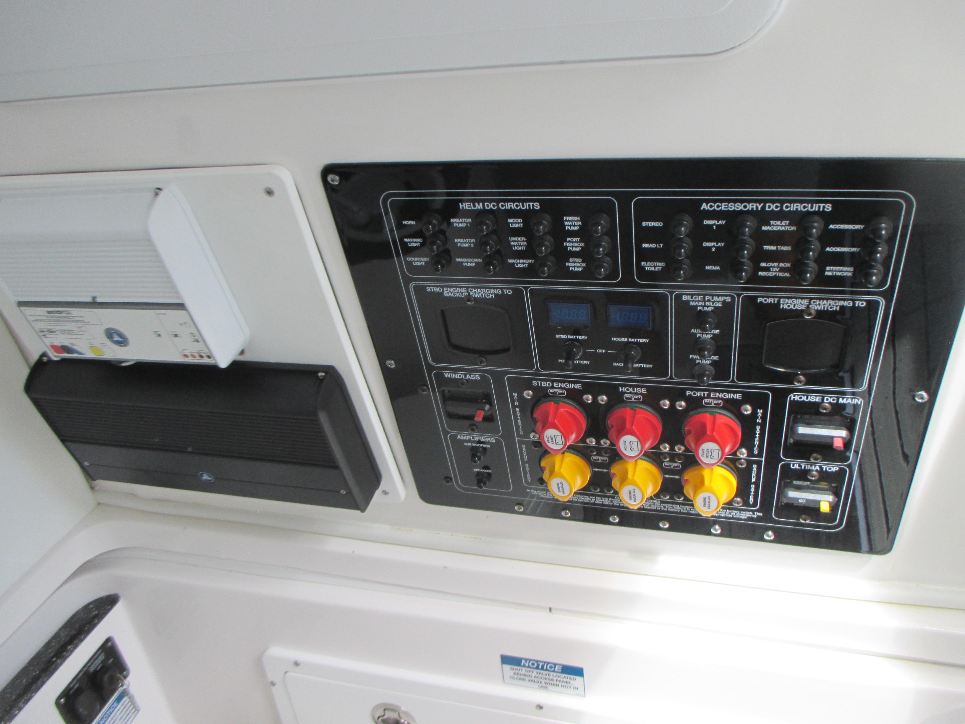 2023-sea-fox-328-commander-power-9753602-20250410085551987-1_XLARGE