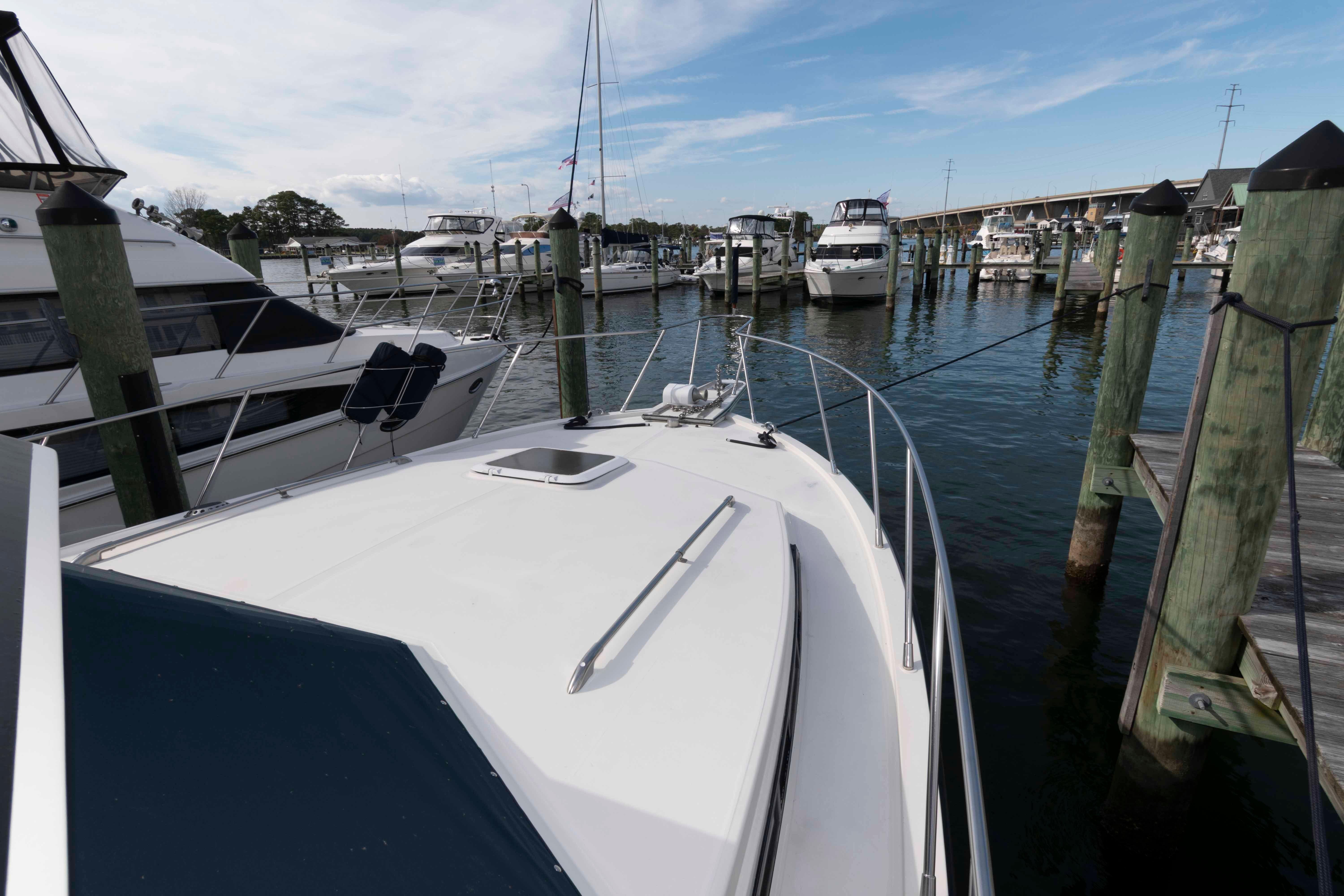 M 9703 TW Knot 10 Yacht Sales M 9703 TW Knot 10 Yacht Sales