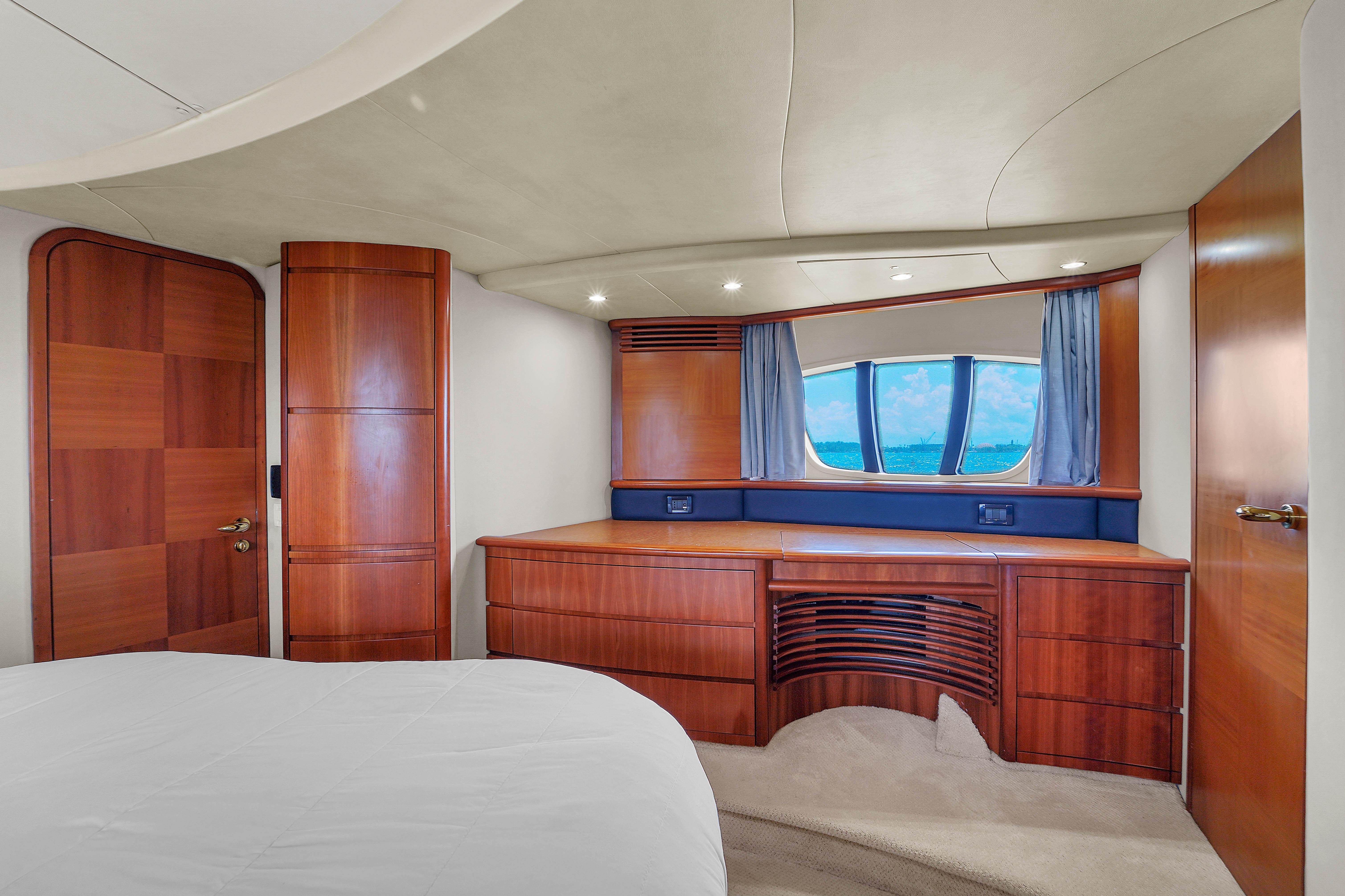 2008-azimut-62e-power-9693625-20250502120926227-1_XLARGE