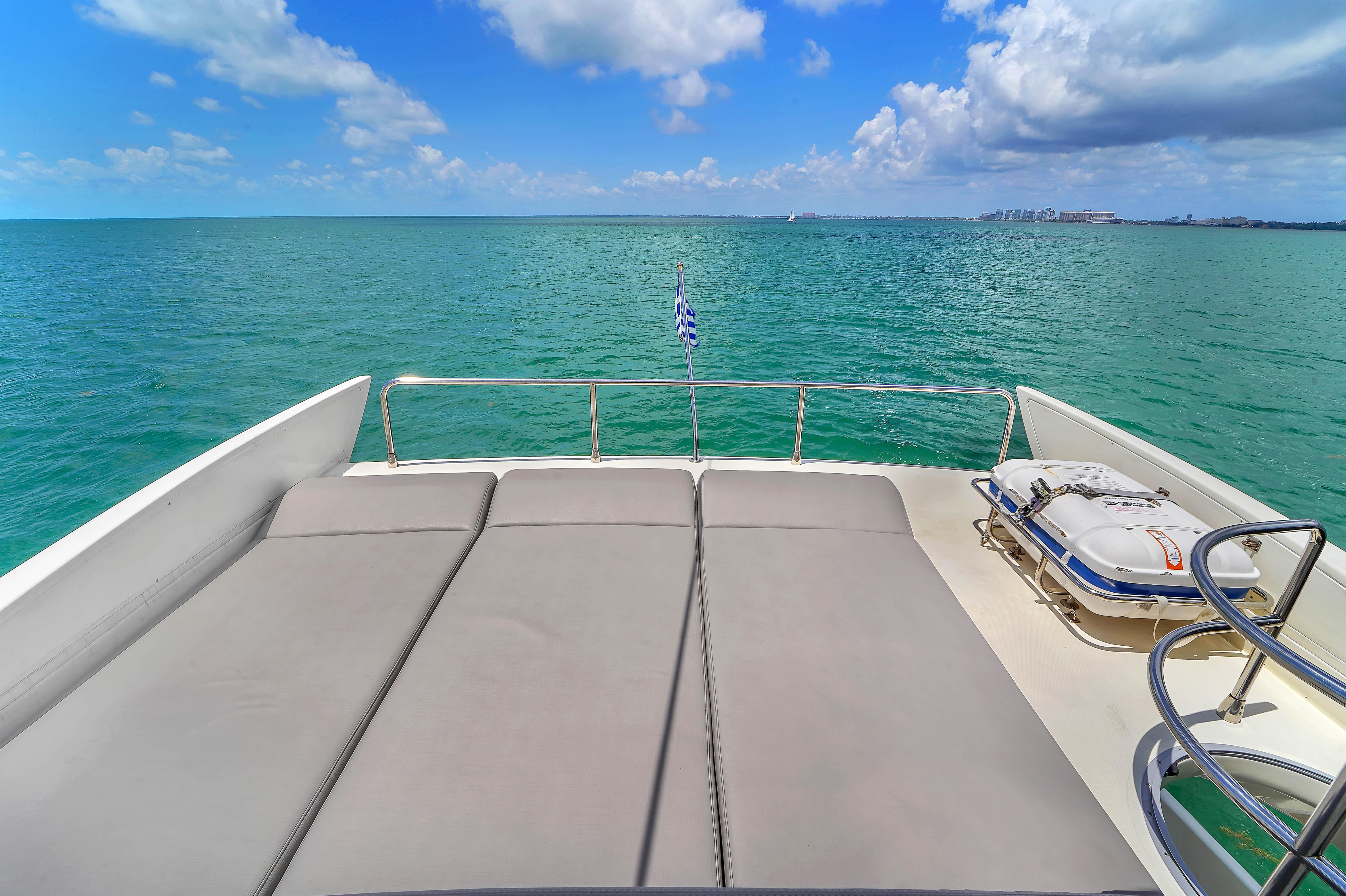 2008-azimut-62e-power-9693625-20250502120949231-1_XLARGE