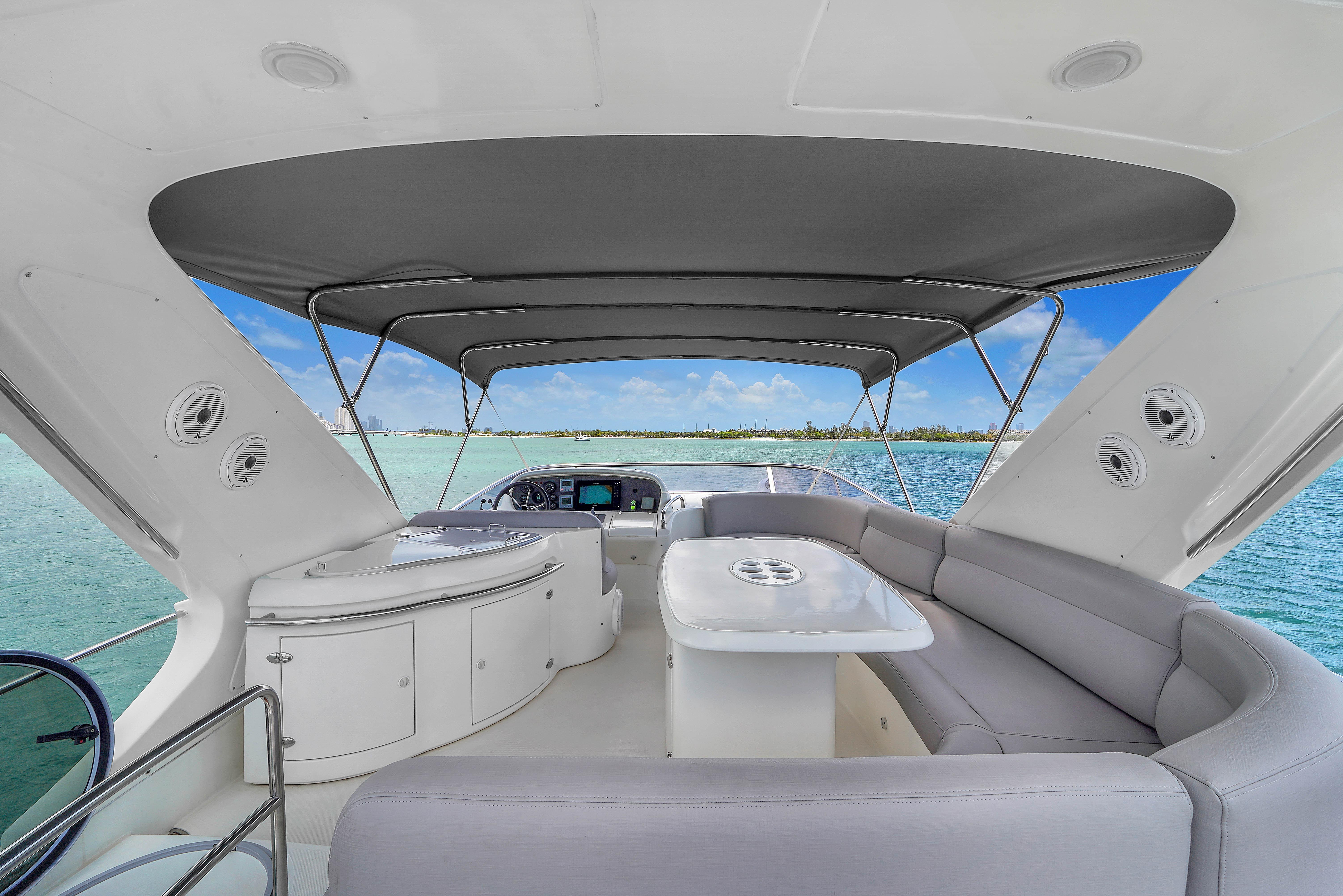 2008-azimut-62e-power-9693625-20250502121008006-1_XLARGE