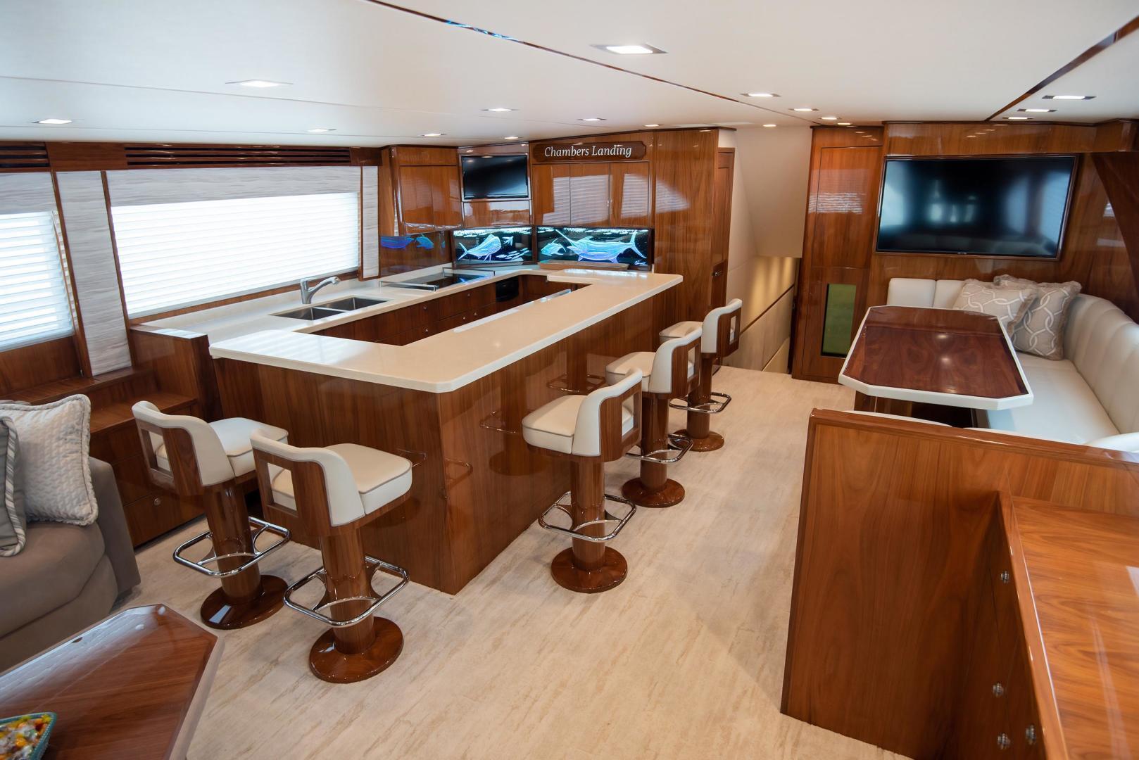 2022 80 Viking Skybridge Salon