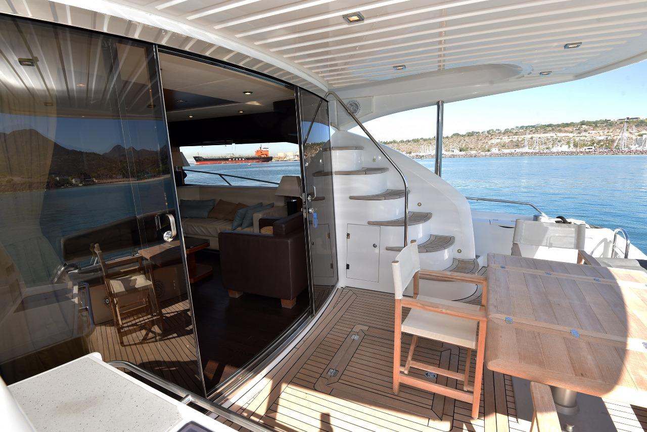 2011 Sunseeker manhattan 70