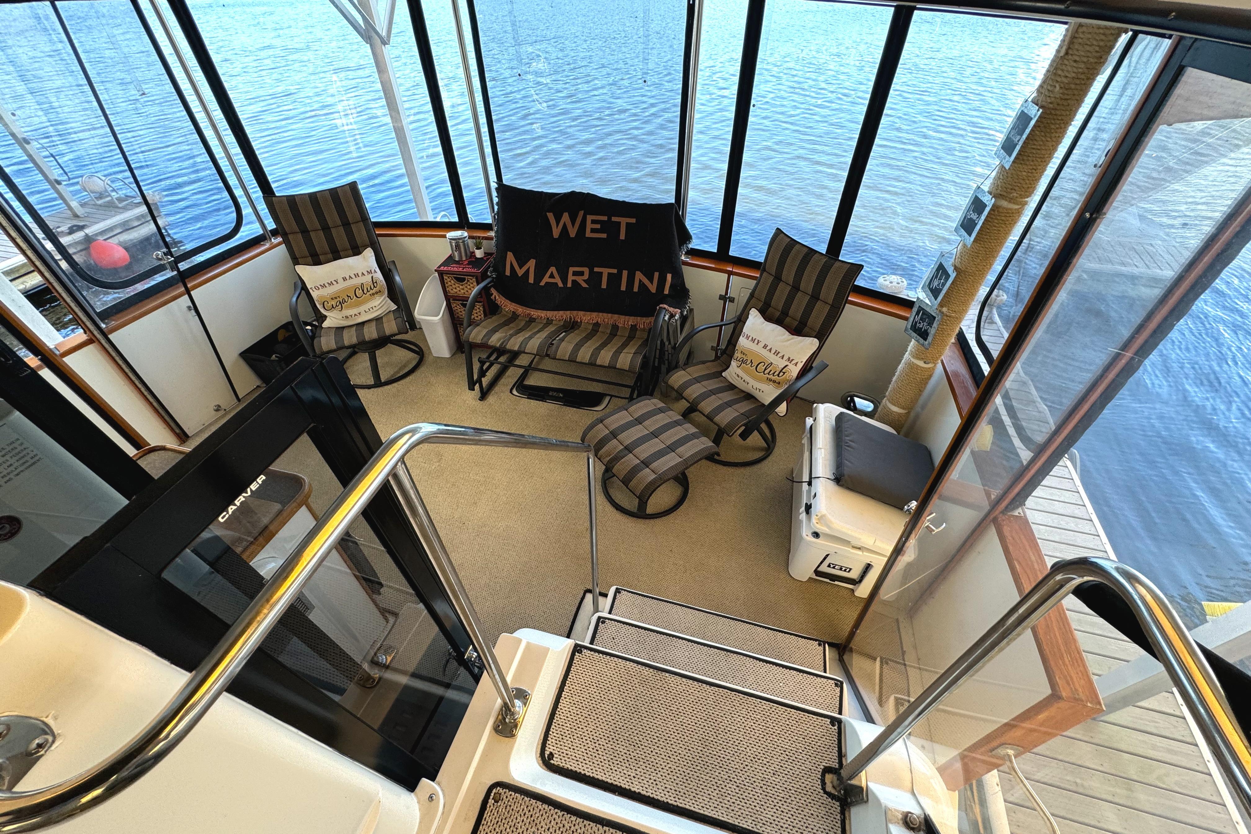 Wet Martini Yacht Photos Pics 