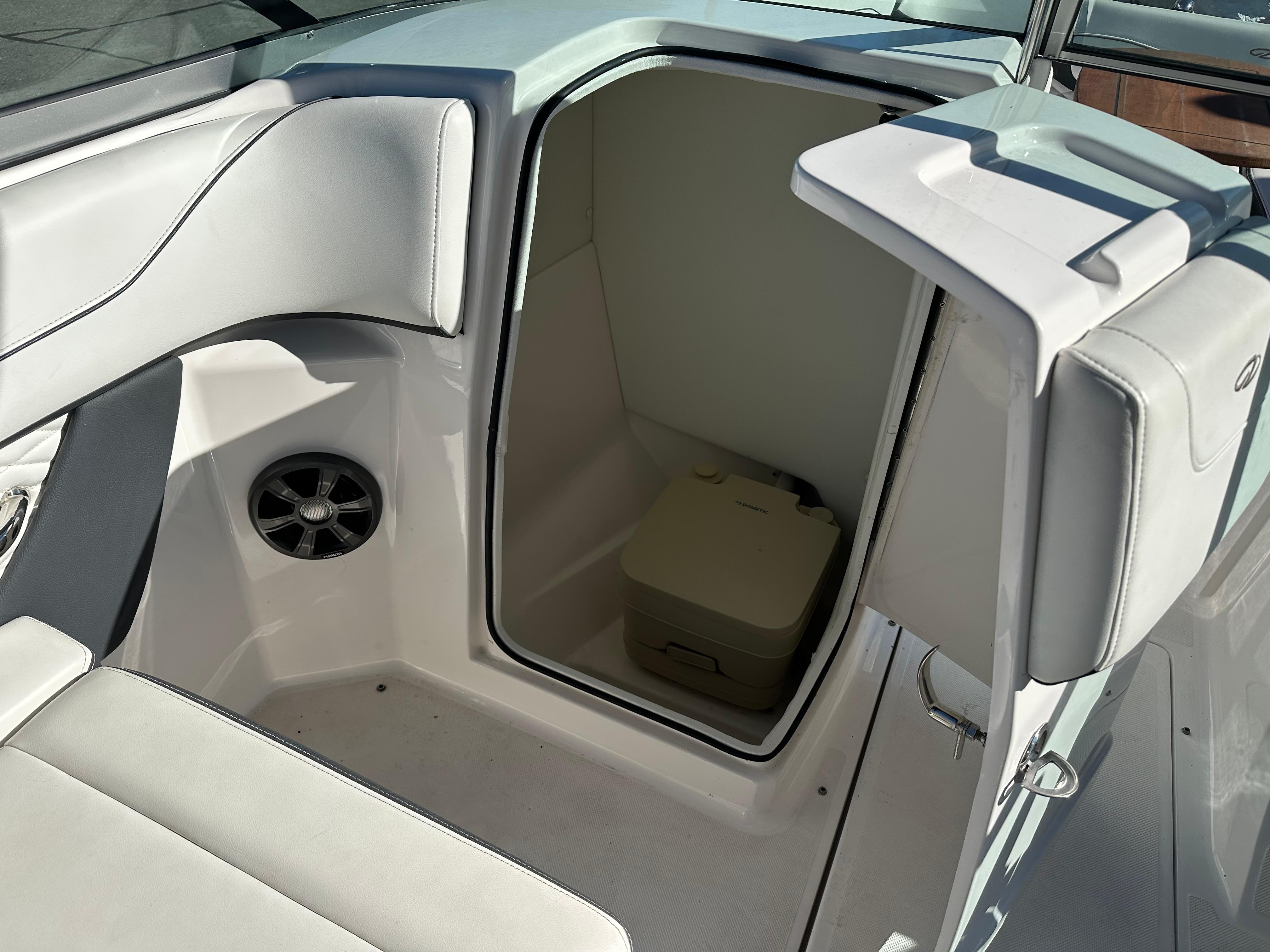 2018 Regal 23 OBX-23
