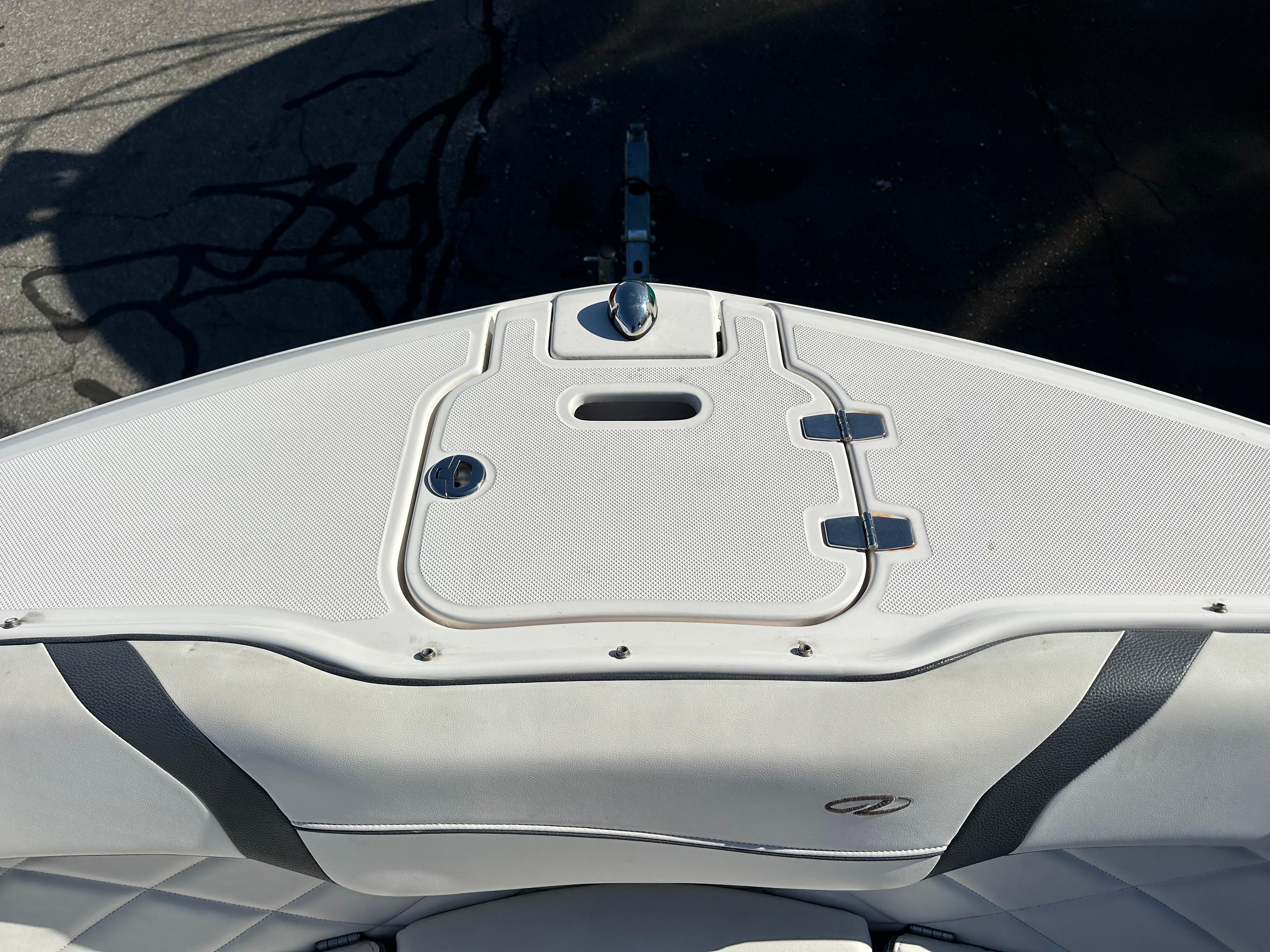 2018 Regal 23 OBX-33