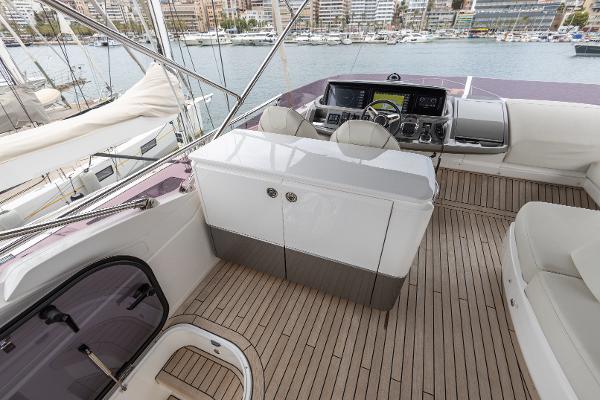 Princess Motor Yacht Sales - Used Princess Yachts F55