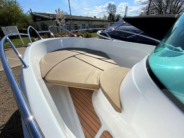 Tender BMY Tridente Sport V550