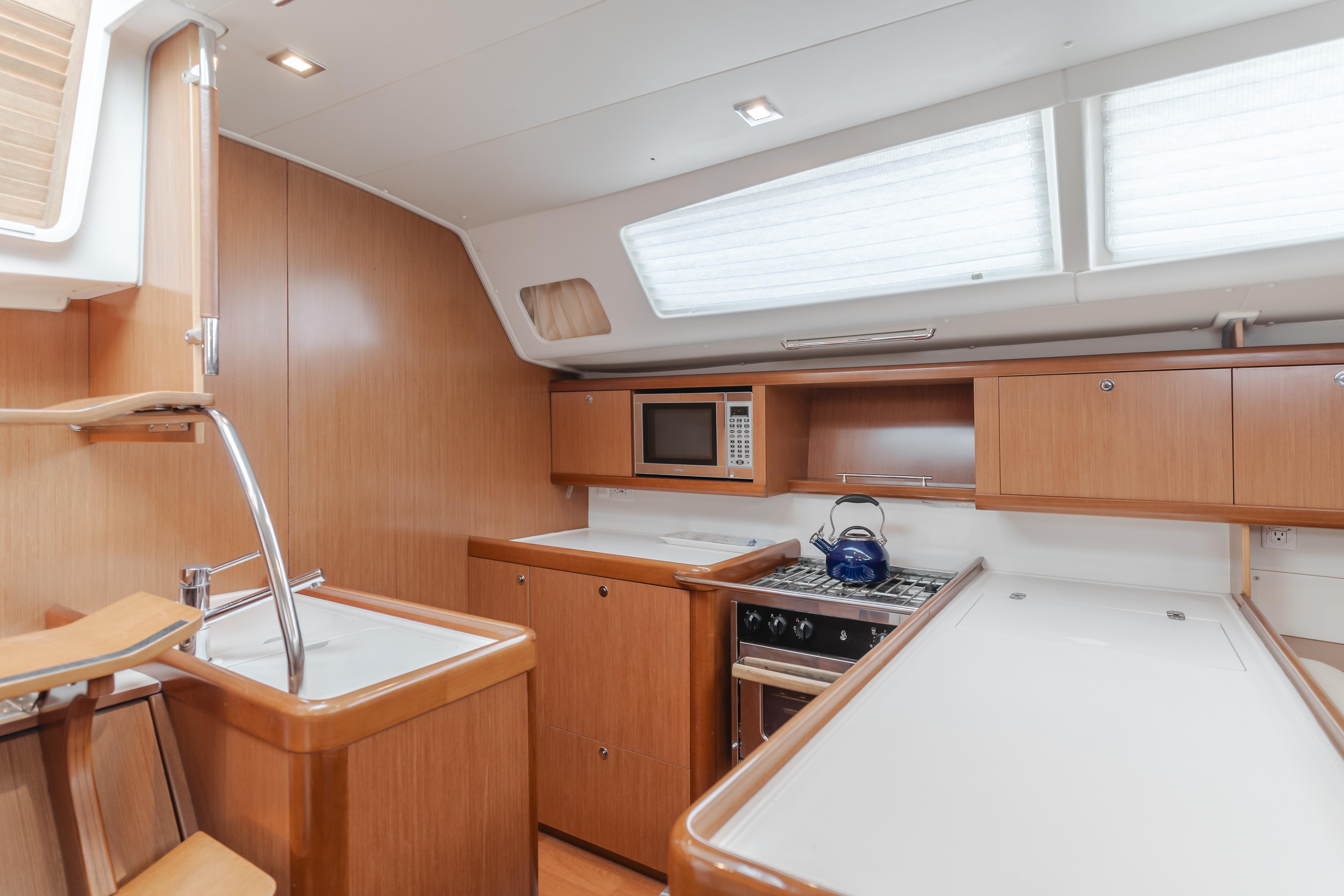 Yacht Photos Pics