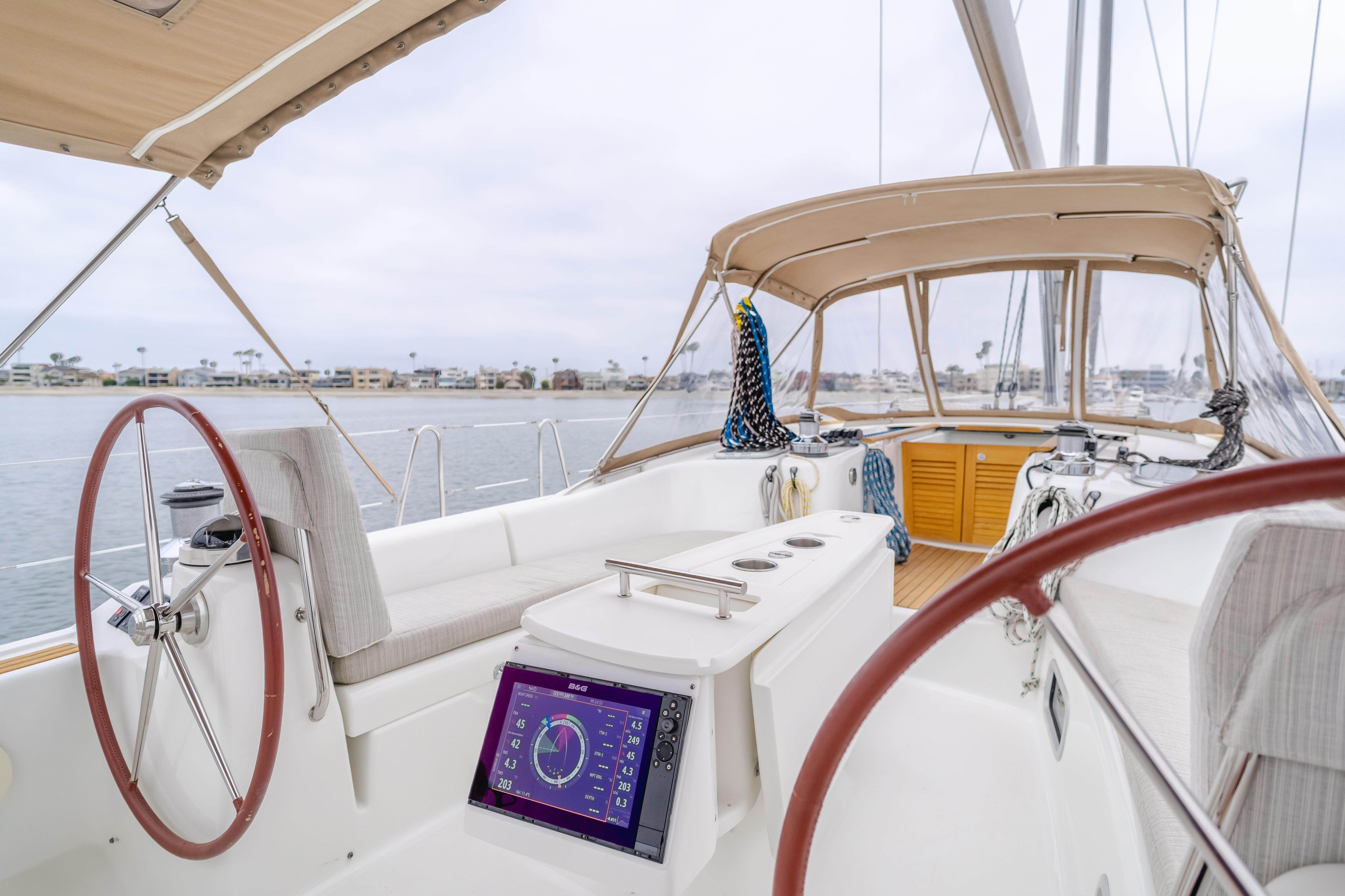 Yacht Photos Pics