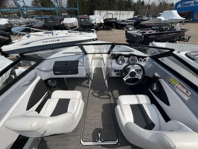 2021 Glastron GTS 185 Gallery