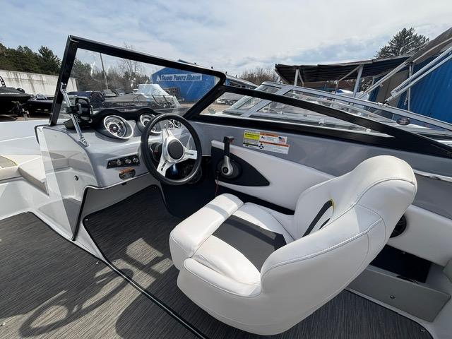 2021 Glastron GTS 185 Gallery