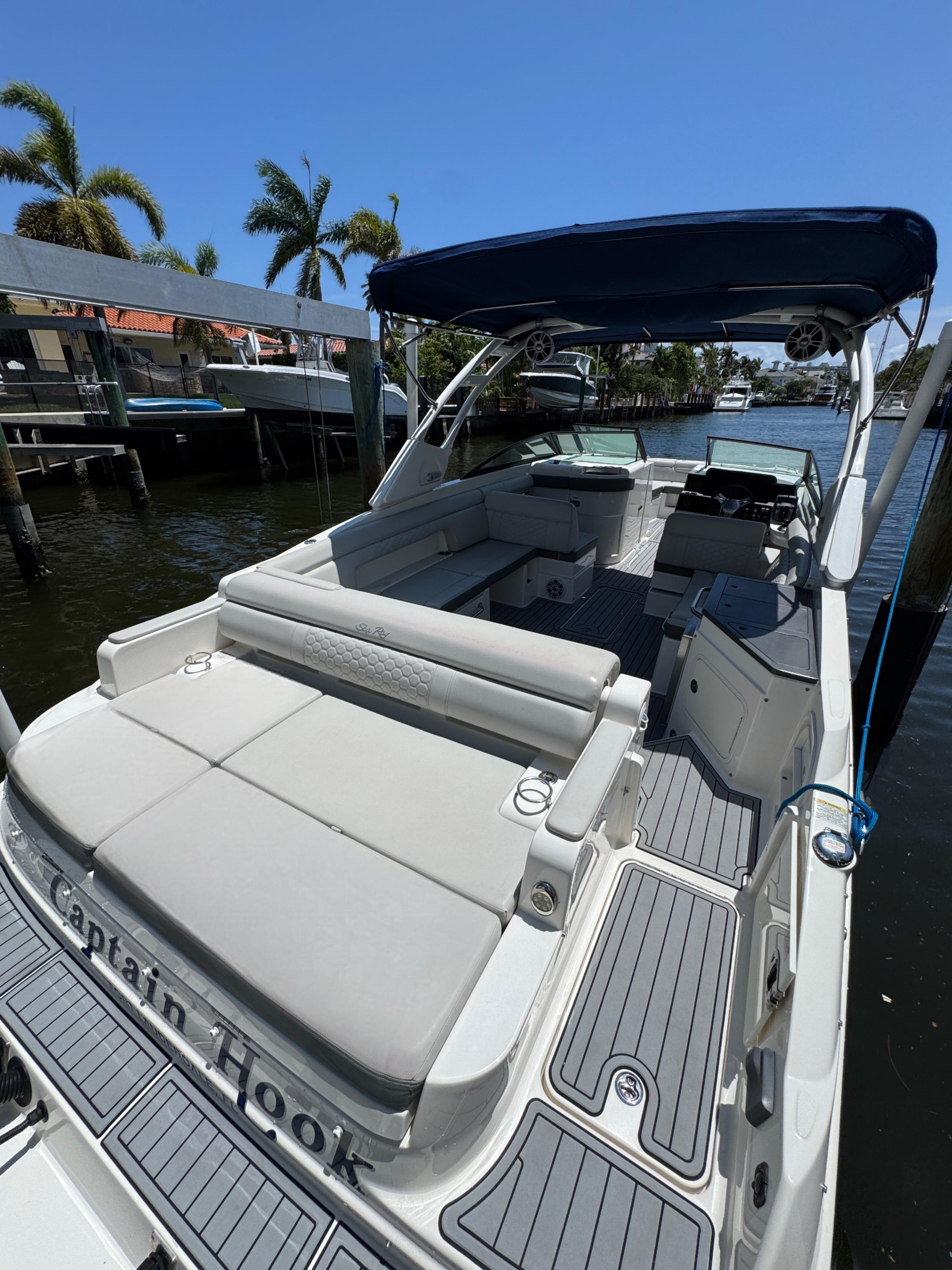 2021-sea-ray-sdx-290-outboard-power-9793648-20250514090037762-1_XLARGE