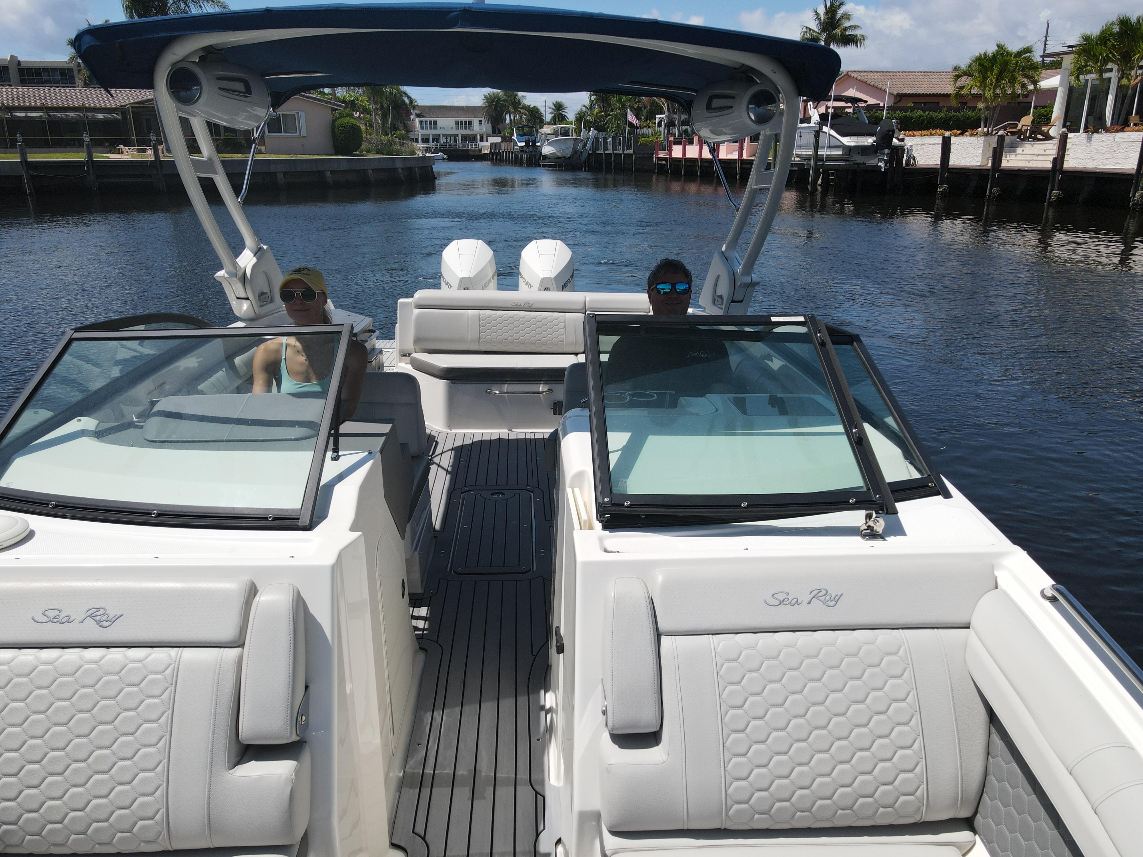 2021-sea-ray-sdx-290-outboard-power-9793648-20250514114736803-1_XLARGE