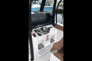 Sea Hunt Gamefish 30 Forward Seating video