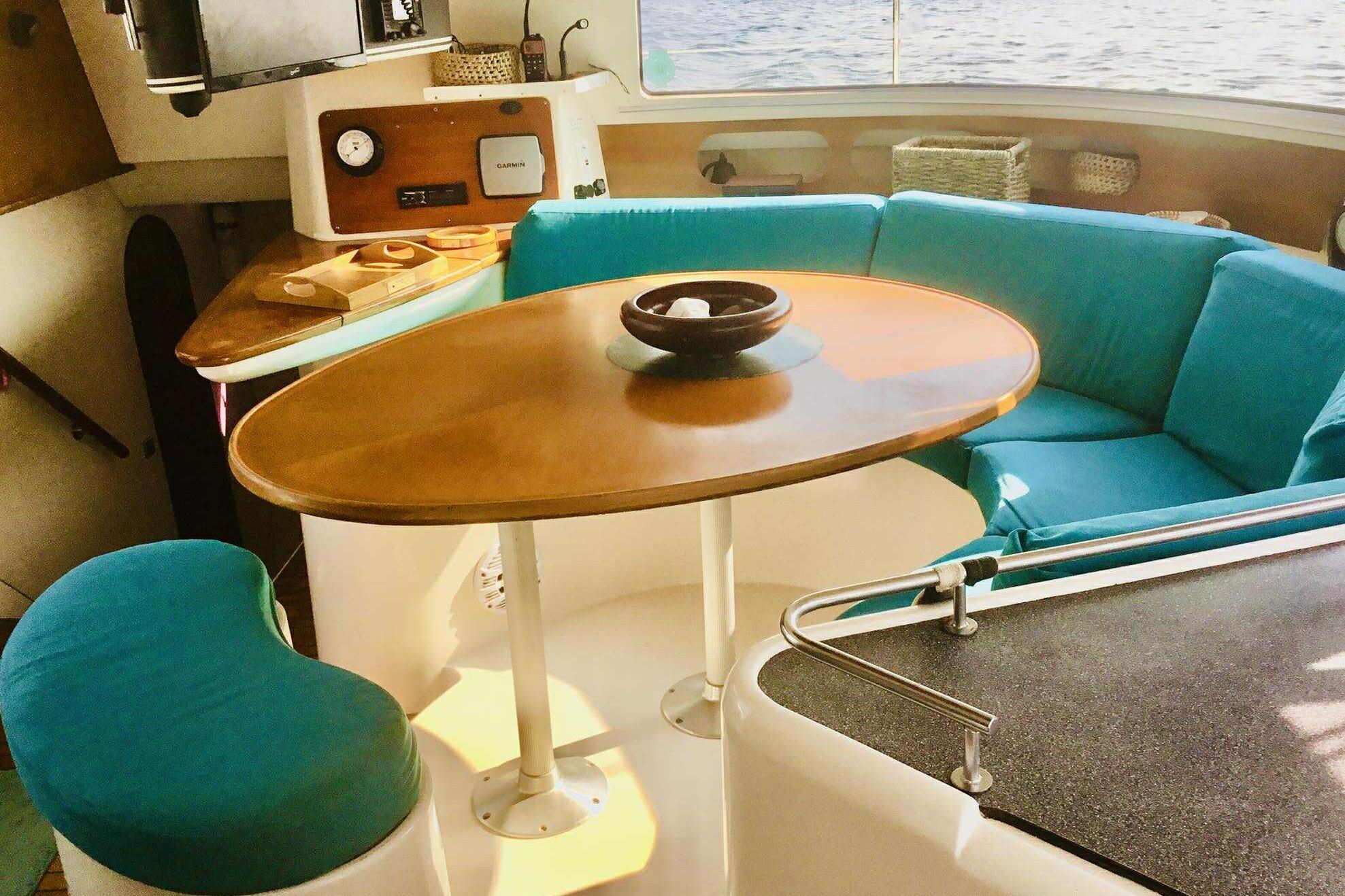 2000 Fountaine Pajot