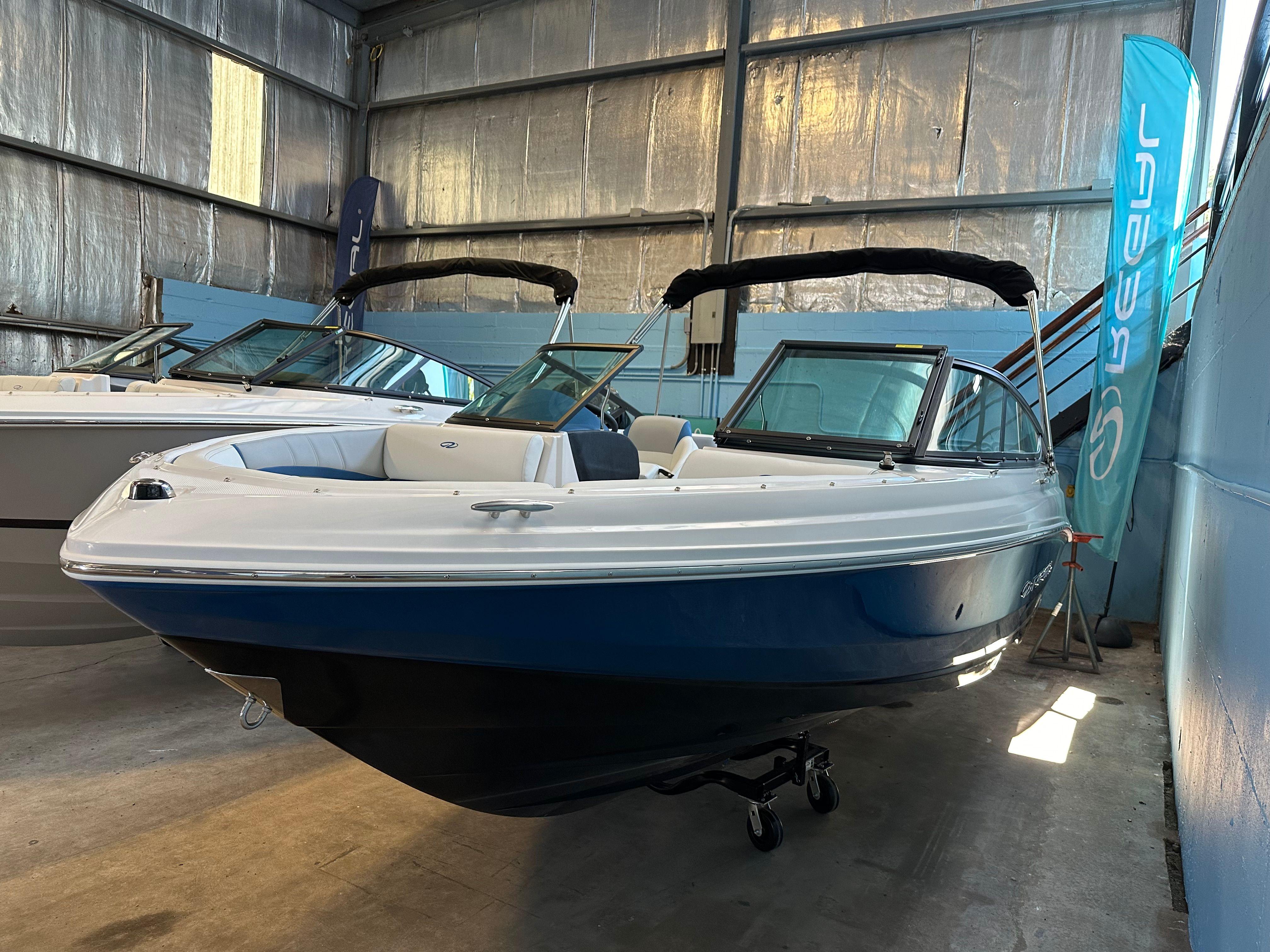 2025 Regal 2000ES Bowrider