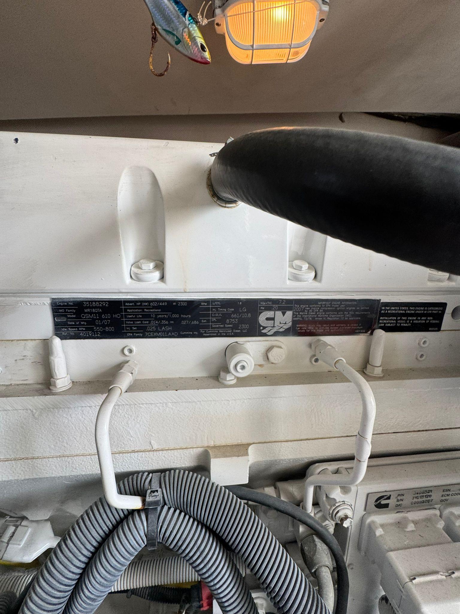 2007-luhrs-41-express-power-9773661-20250529121534545-1_XLARGE