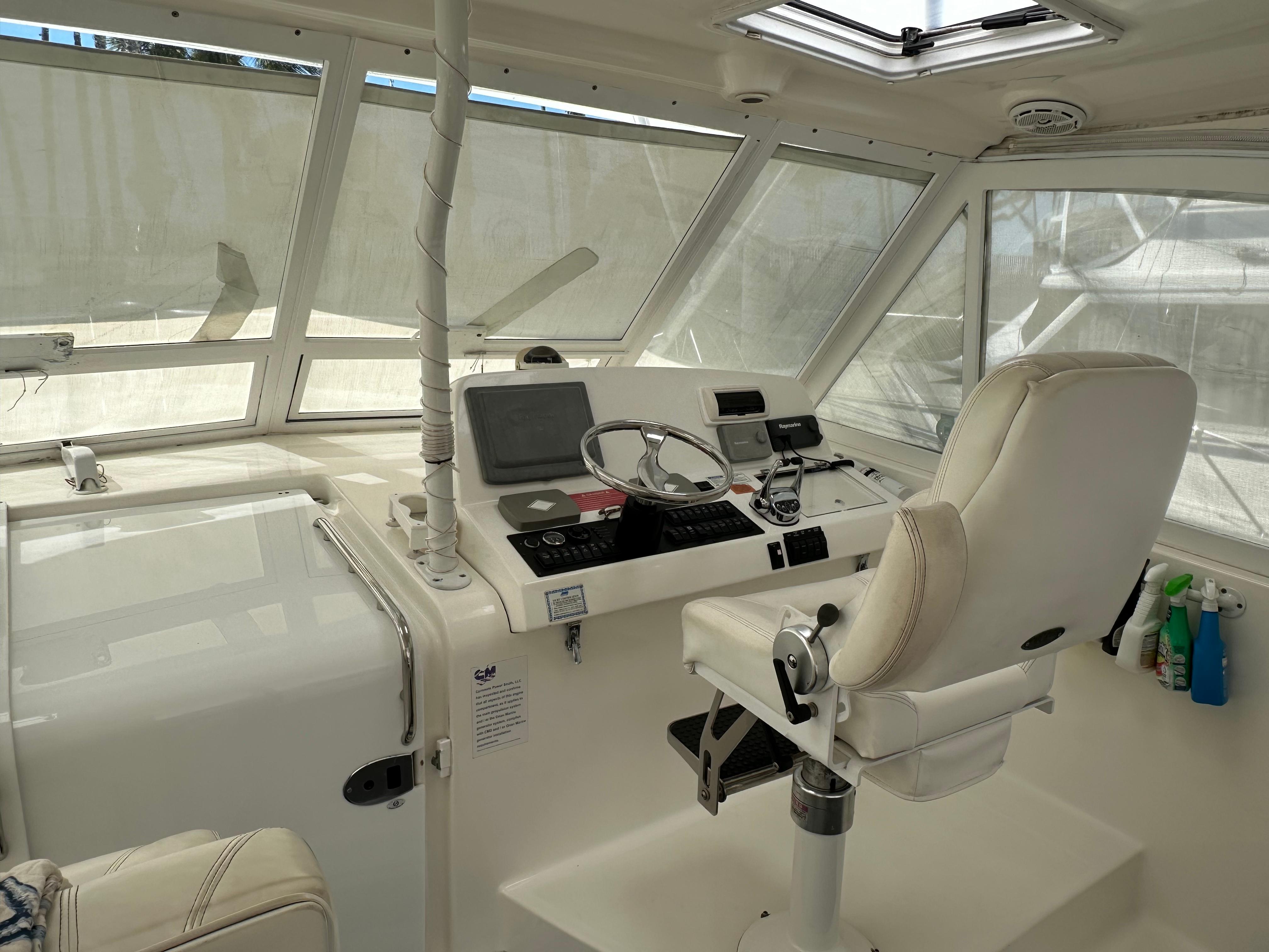 2007-luhrs-41-express-power-9773661-20250529122958263-1_XLARGE