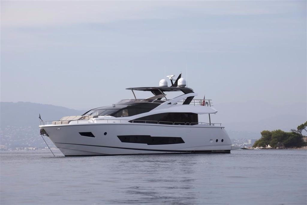 Manufacturer Provided Image: Sunseeker 86 Yacht