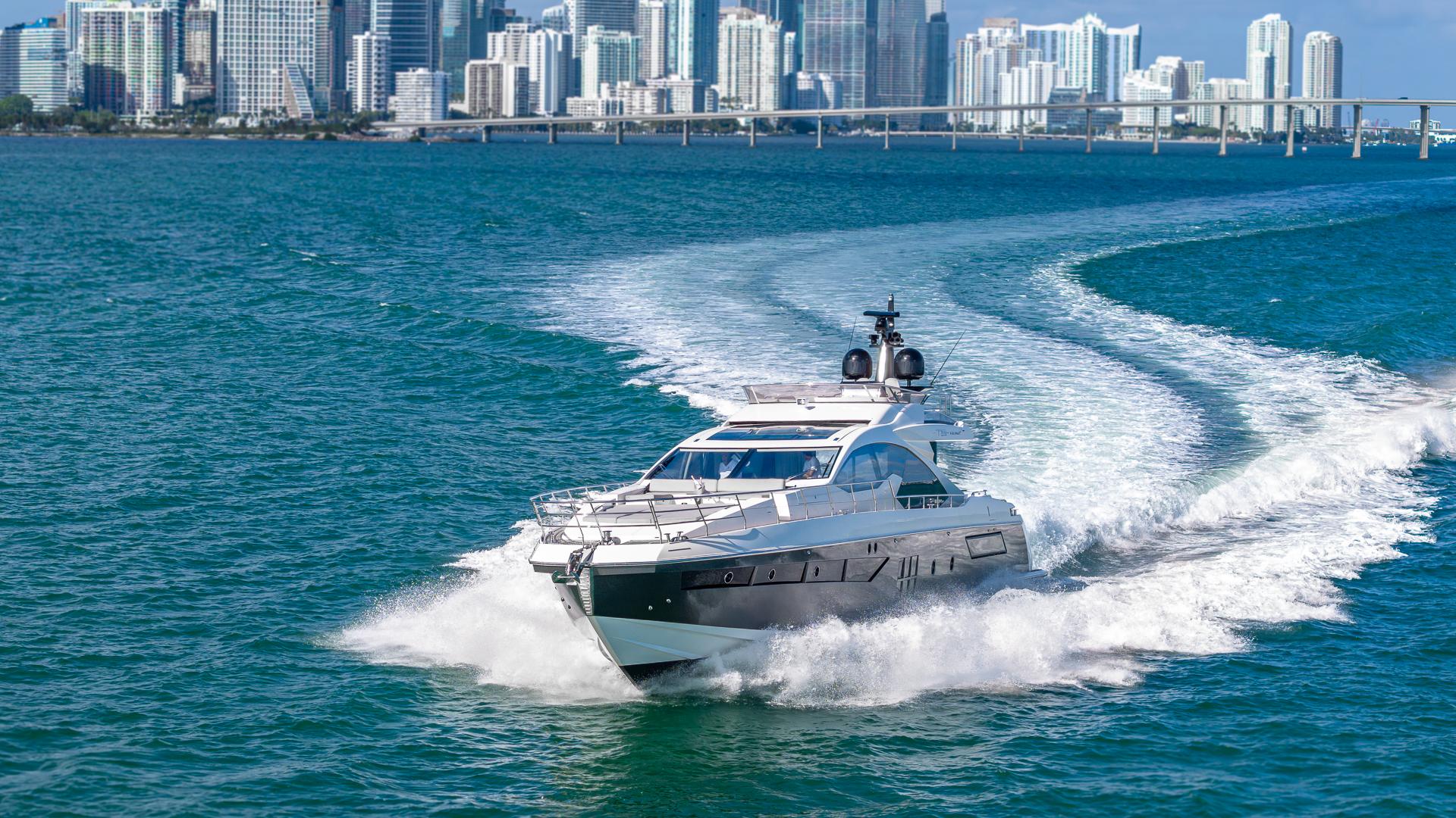 2016 Azimut 77S