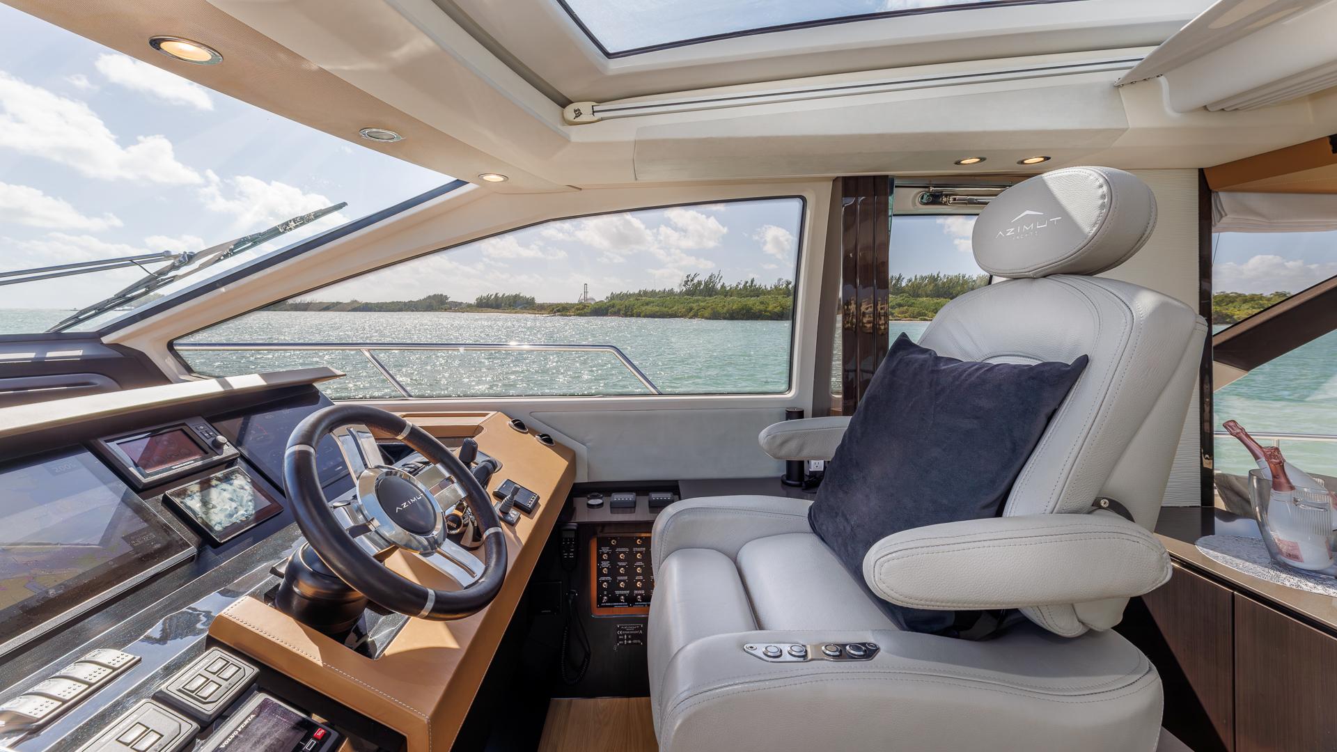 2016 Azimut 77S
