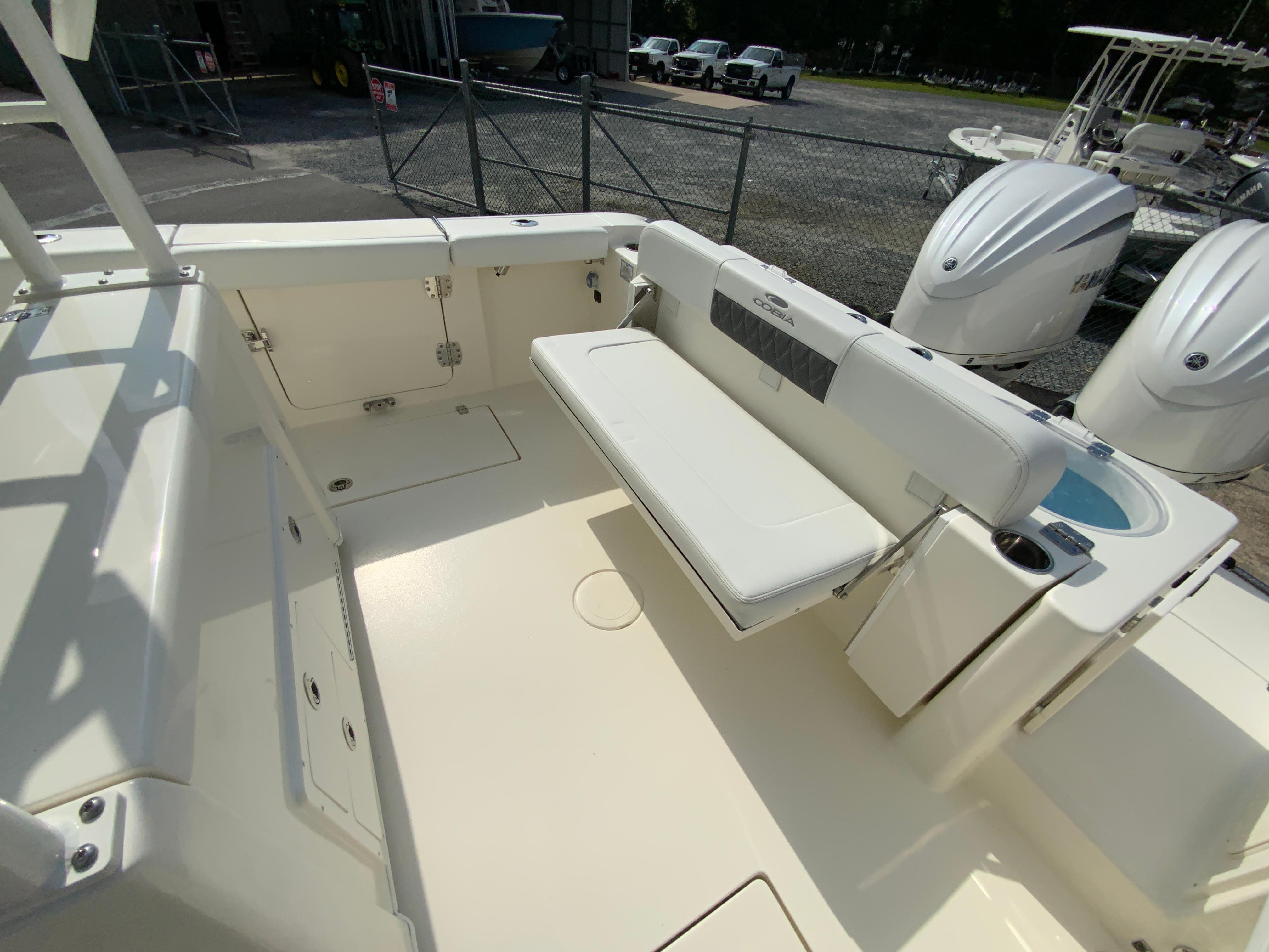 2024 Cobia 301 Center Console-18