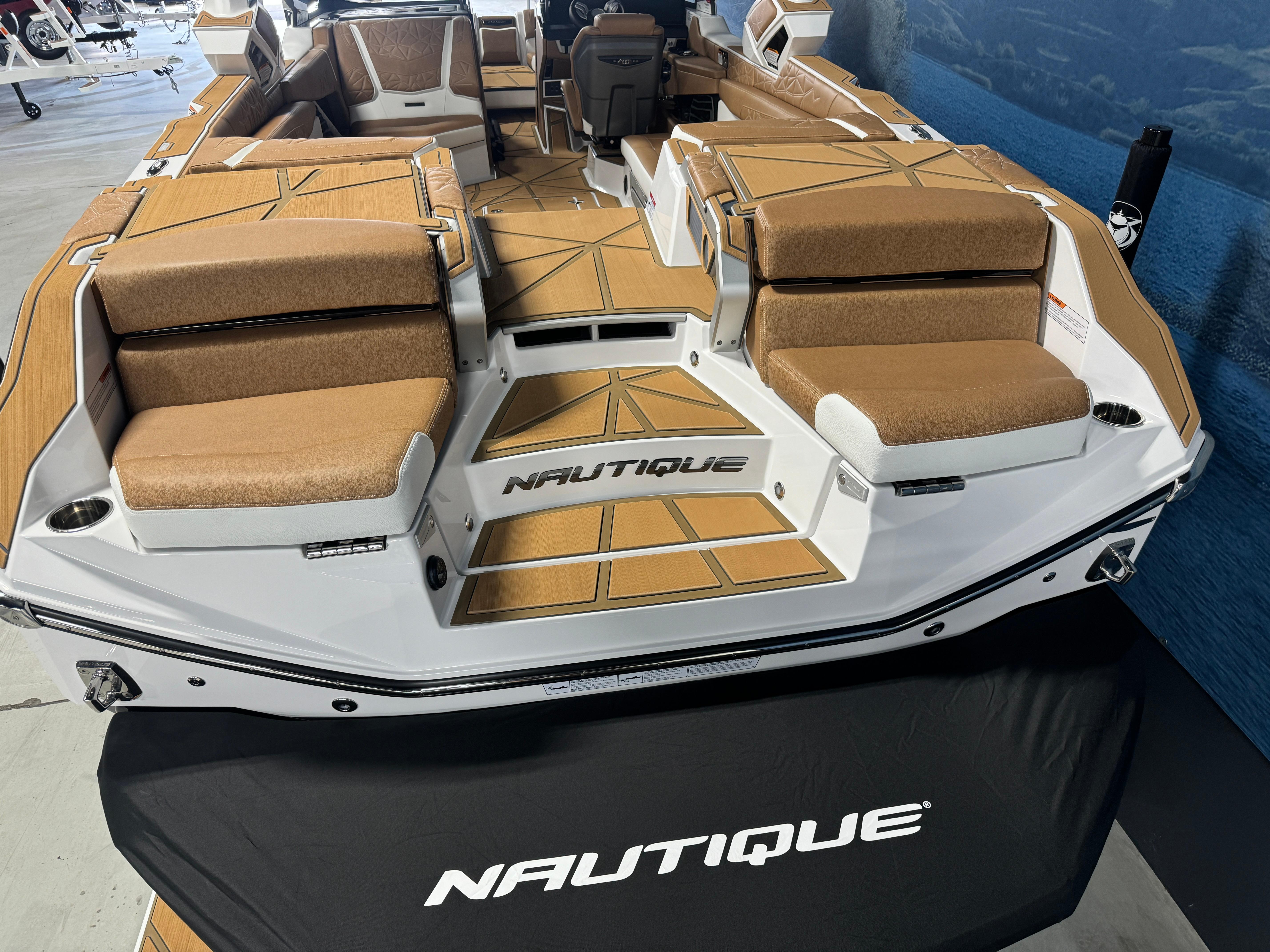 2025 Nautique Super Air Nautique G25 Paragon #N031H inventory image at Sun Country Marine Group, Lake Havasu City, AZ 2025 Nautique Super Air Nautique G25 Paragon #N031H inventory image at Sun Country Marine Group, Lake Havasu City, AZ