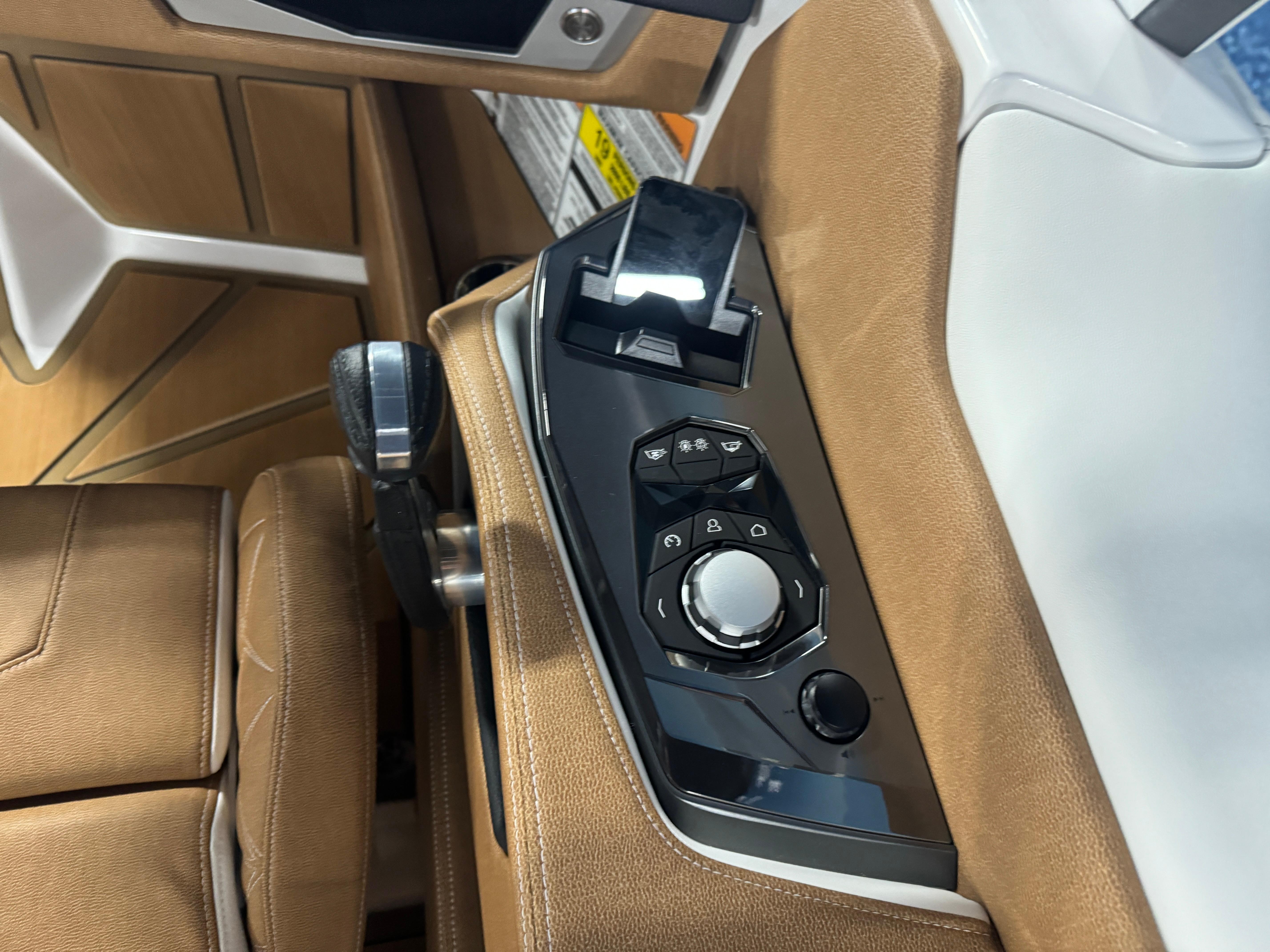 2025 Nautique Super Air Nautique G25 Paragon #N031H inventory image at Sun Country Marine Group, Lake Havasu City, AZ 2025 Nautique Super Air Nautique G25 Paragon #N031H inventory image at Sun Country Marine Group, Lake Havasu City, AZ