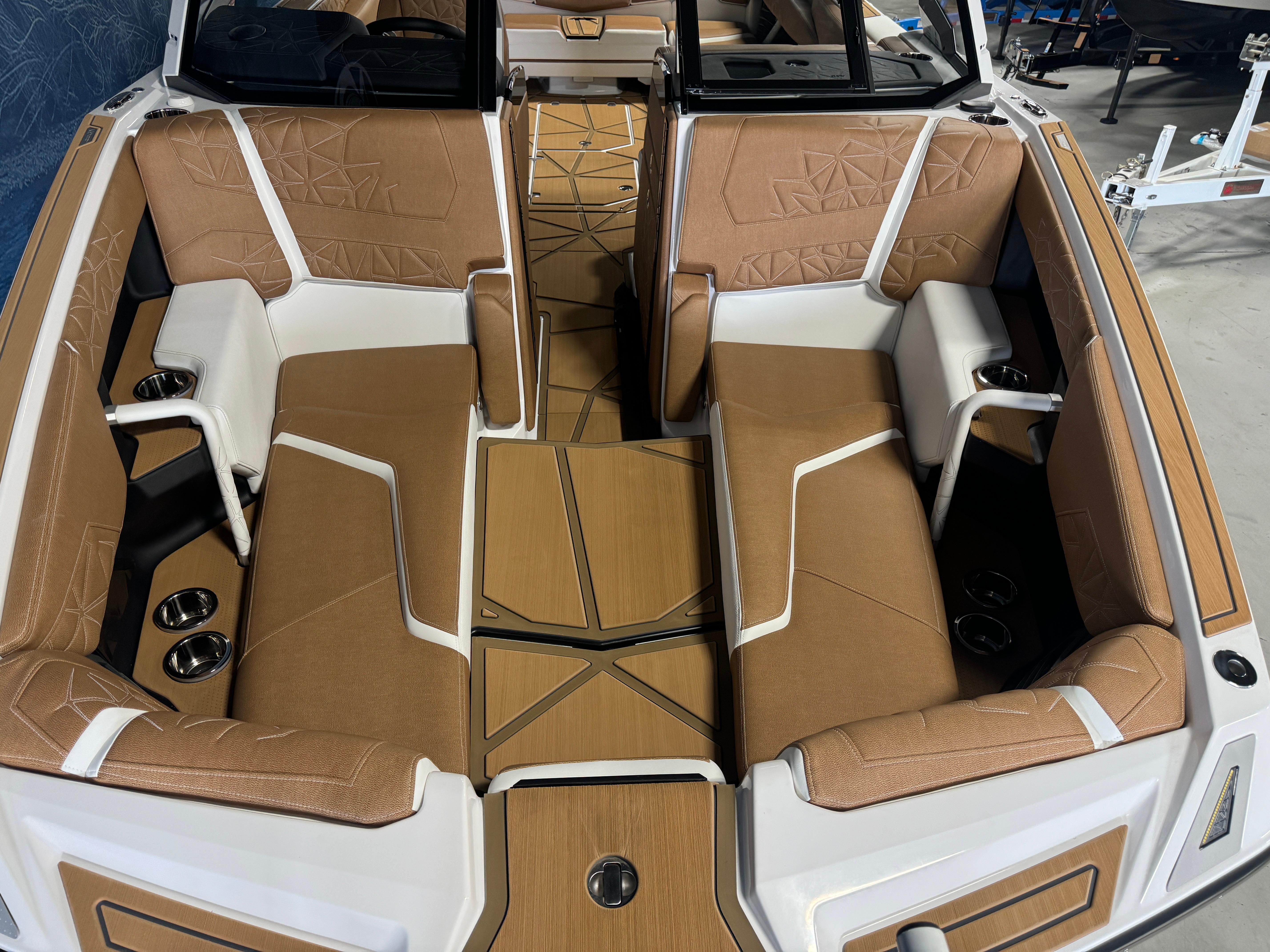 2025 Nautique Super Air Nautique G25 Paragon #N031H inventory image at Sun Country Marine Group, Lake Havasu City, AZ 2025 Nautique Super Air Nautique G25 Paragon #N031H inventory image at Sun Country Marine Group, Lake Havasu City, AZ