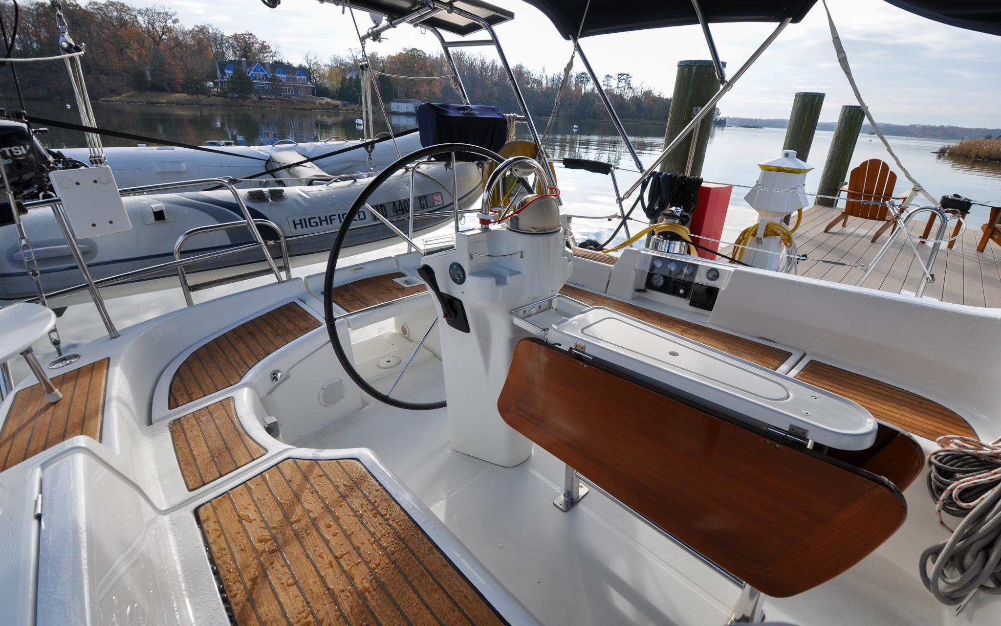 Yacht Photos Pics